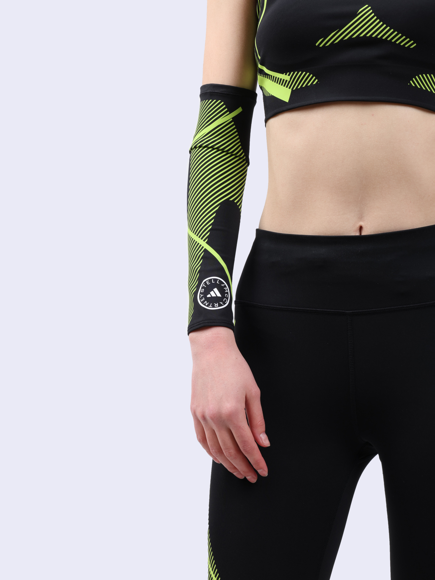 Топ Adidas by Stella McCartney IZ0172 черный женский — купить в интернет-магазине Verdistore