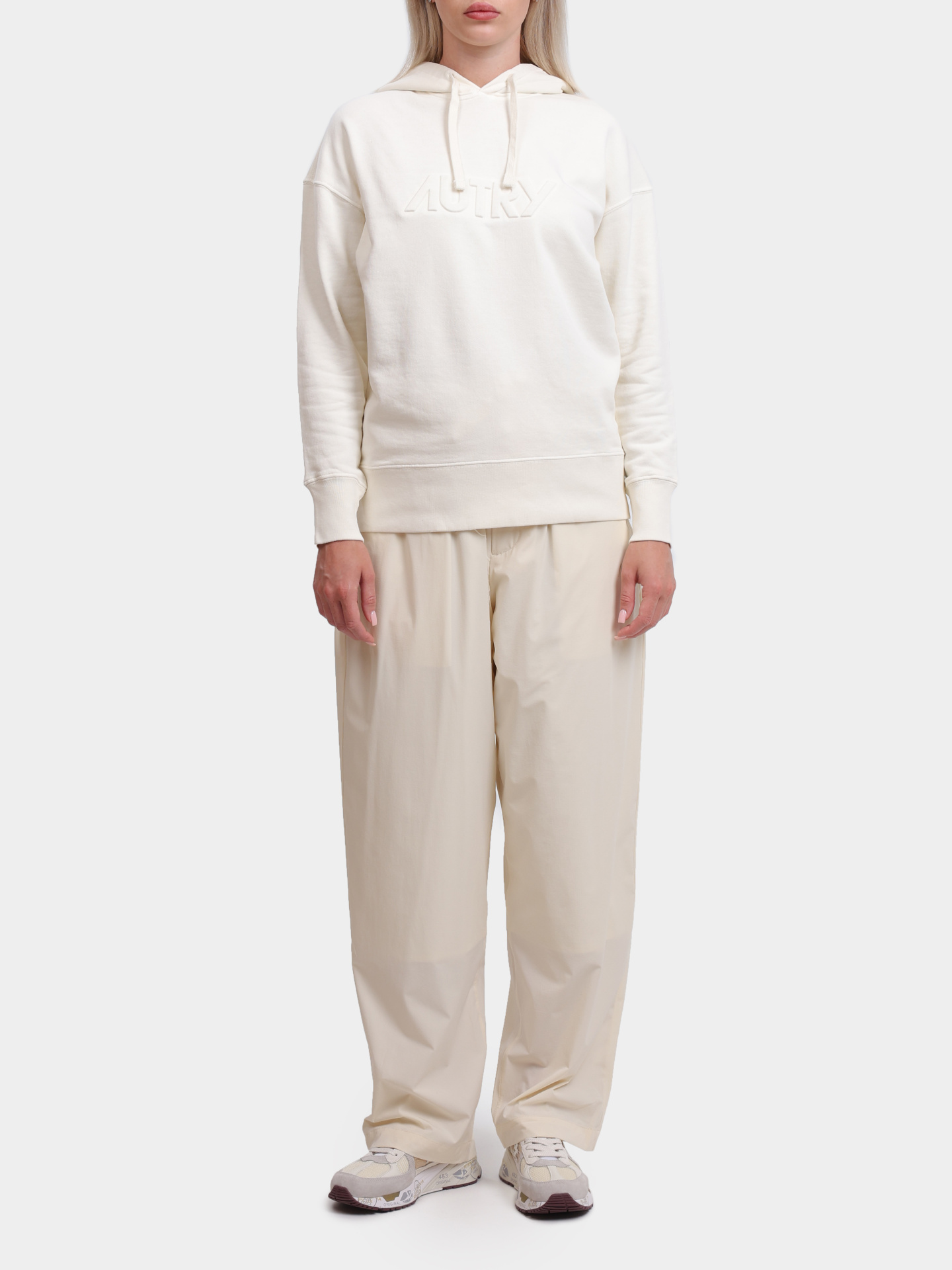 Брюки спортивные Autry JOPX-48NS молочные женские с логотипом — купить в интернет-магазине Verdistore