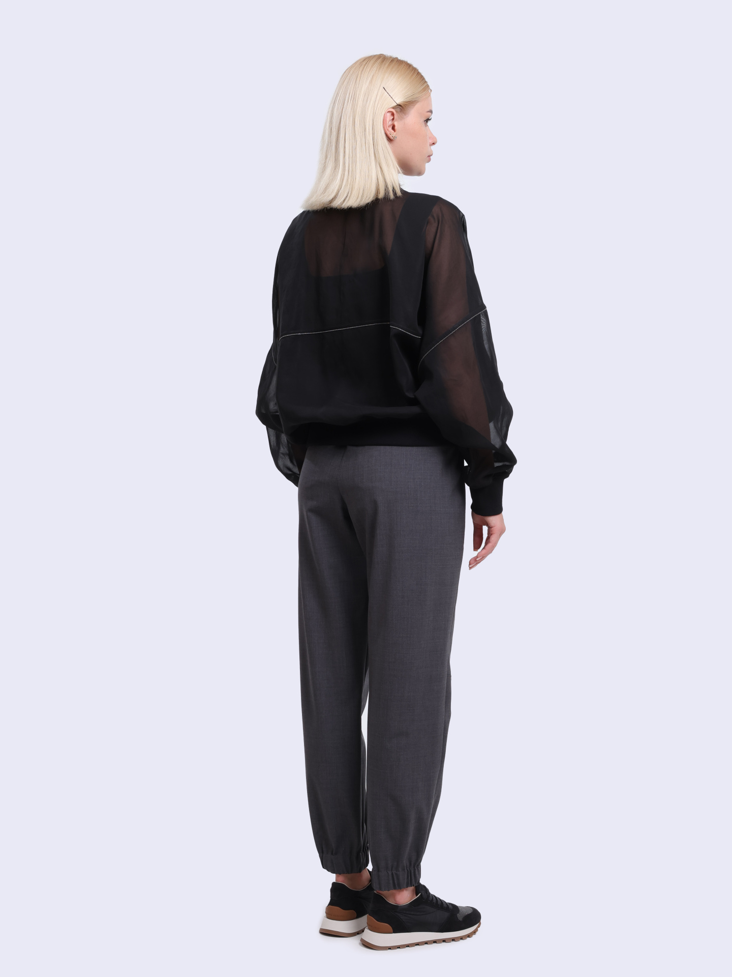 Брюки Brunello Cucinelli M0W07P8108 C4078 серые женские на резинке — купить в интернет-магазине Verdistore