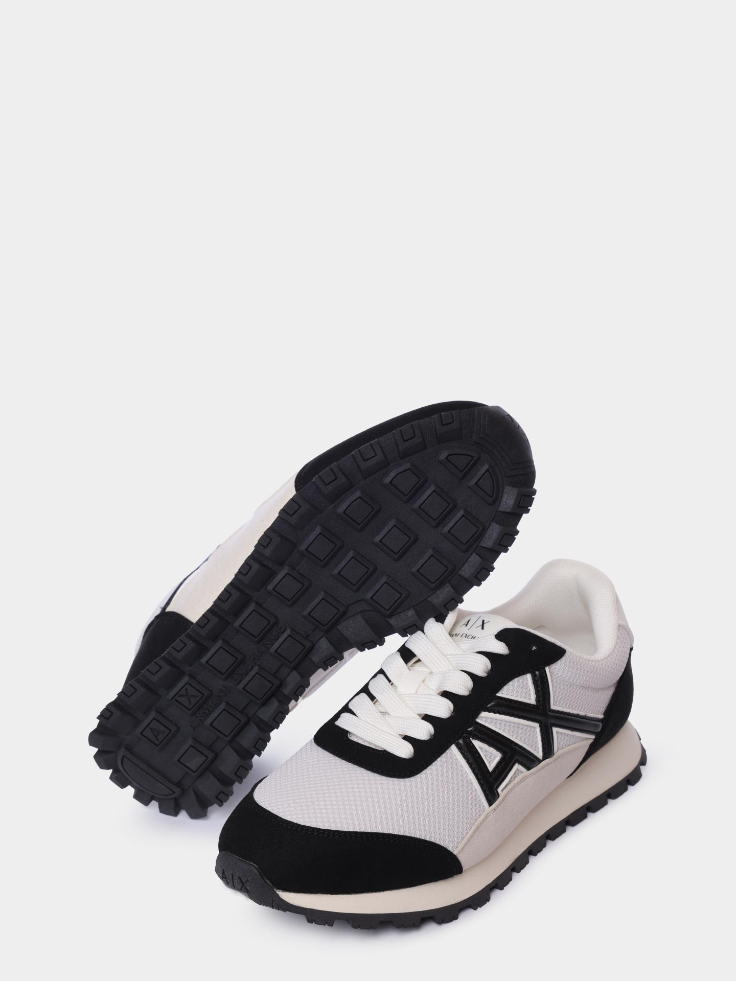 Кроссовки Armani Exchange XDX193 XV942 N480 комбинированные женские — купить в интернет-магазине Verdistore