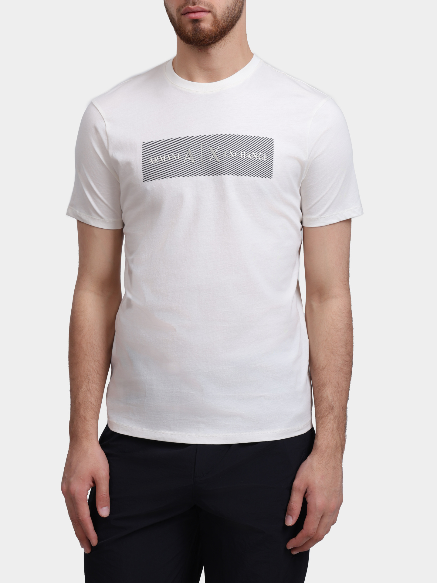 Футболка Armani Exchange XM002472 AF10356 U1074 белая мужская — купить в интернет-магазине Verdistore