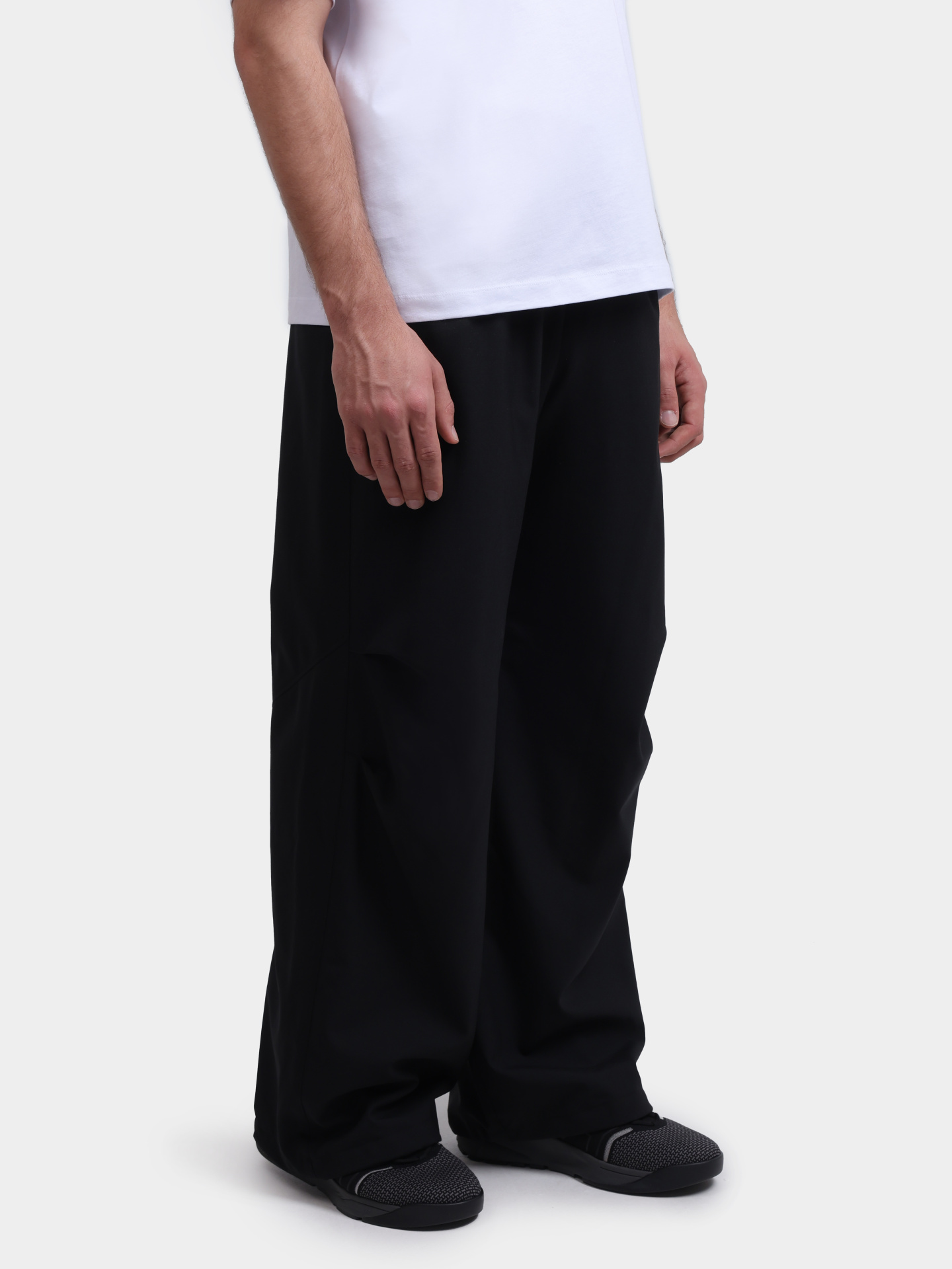Брюки Herno Laminar PT00059DL 12847 9300 черные мужские — купить в интернет-магазине Verdistore