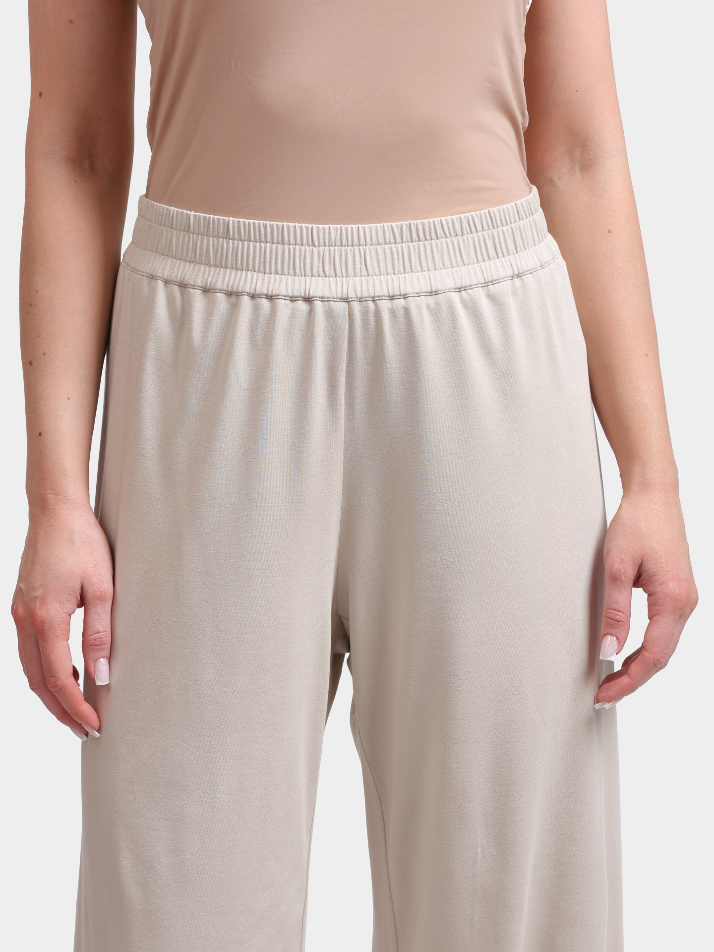 Брюки Re Vera 26-27-2438 600 бежевые женские — купить в интернет-магазине Verdistore