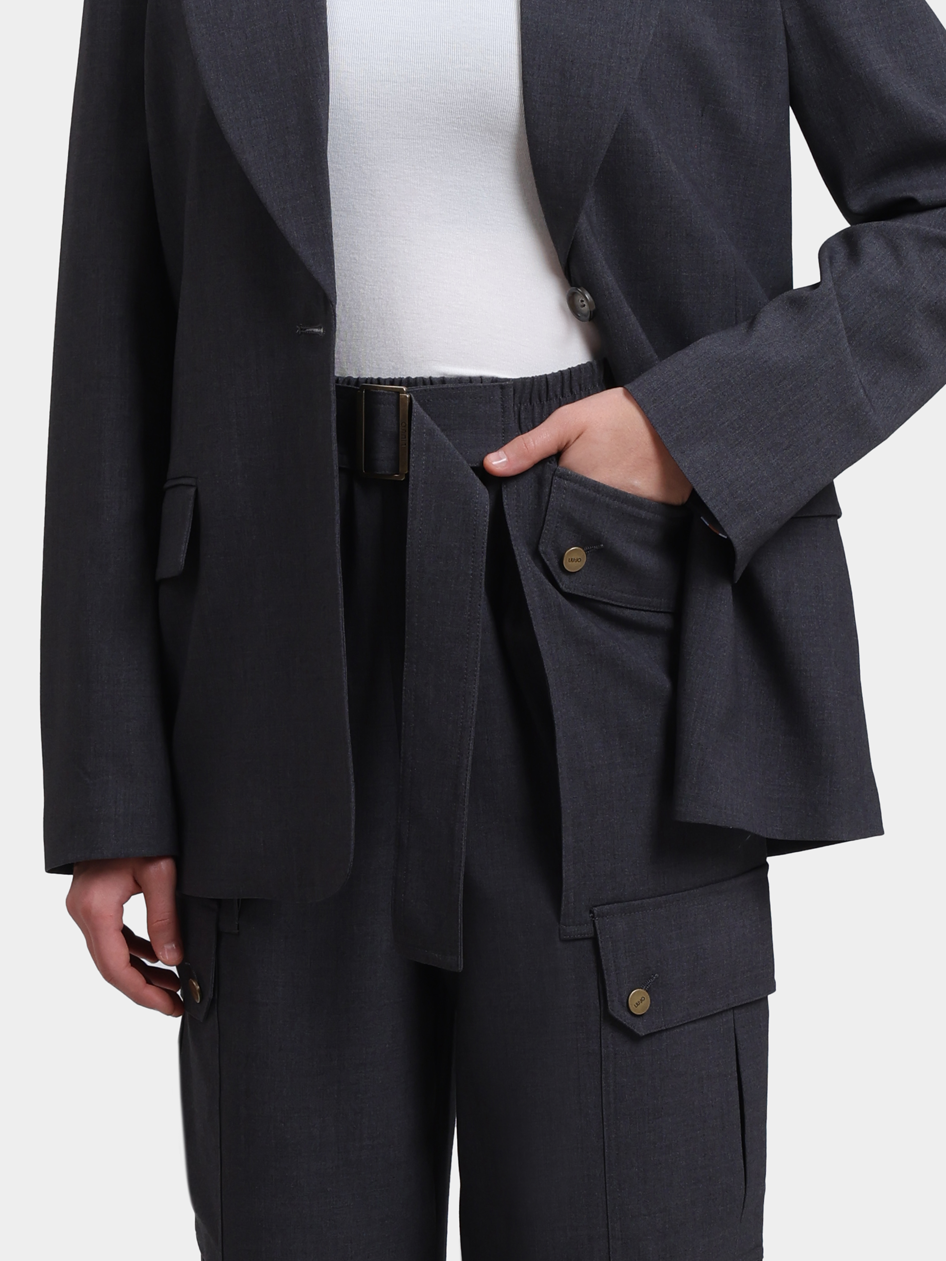 Брюки Liu-Jo WHITE LABEL WF6258 T743A 02069 темно-серые женские с накладными карманами — купить в интернет-магазине Verdistore