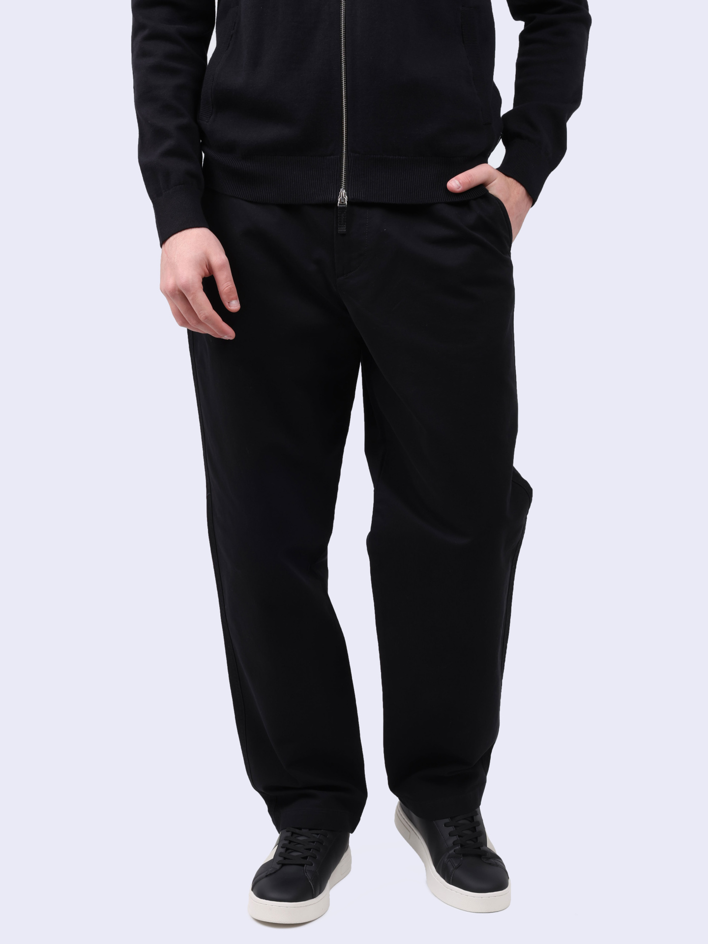 Брюки Armani Exchange 6DZPL6 ZN5WZ 1200 черные мужские хлопковые — купить в интернет-магазине Verdistore