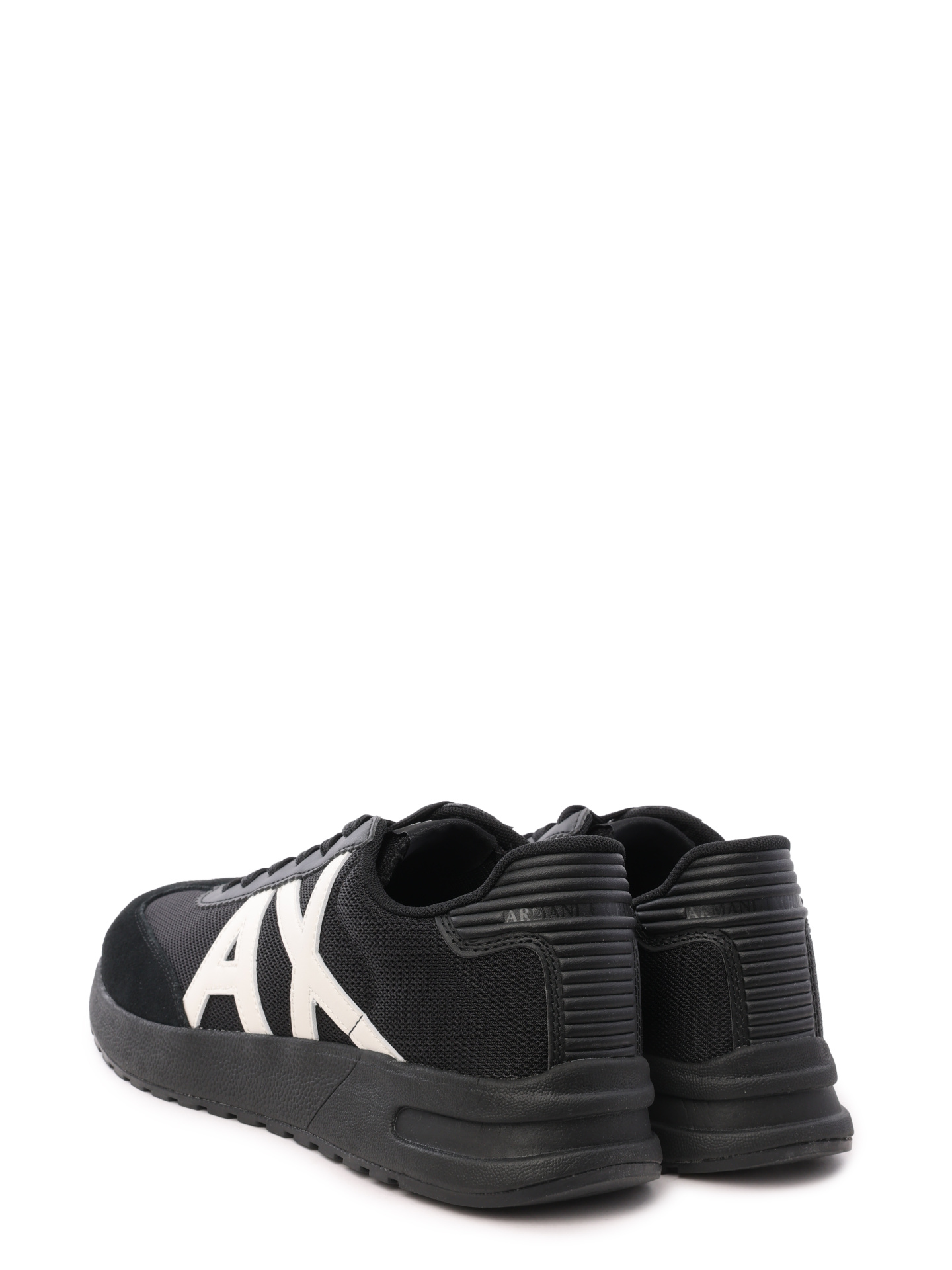 Кроссовки Armani Exchange XUX071 XV527 M217 комбинированные мужские с логотипом — купить в интернет-магазине Verdistore