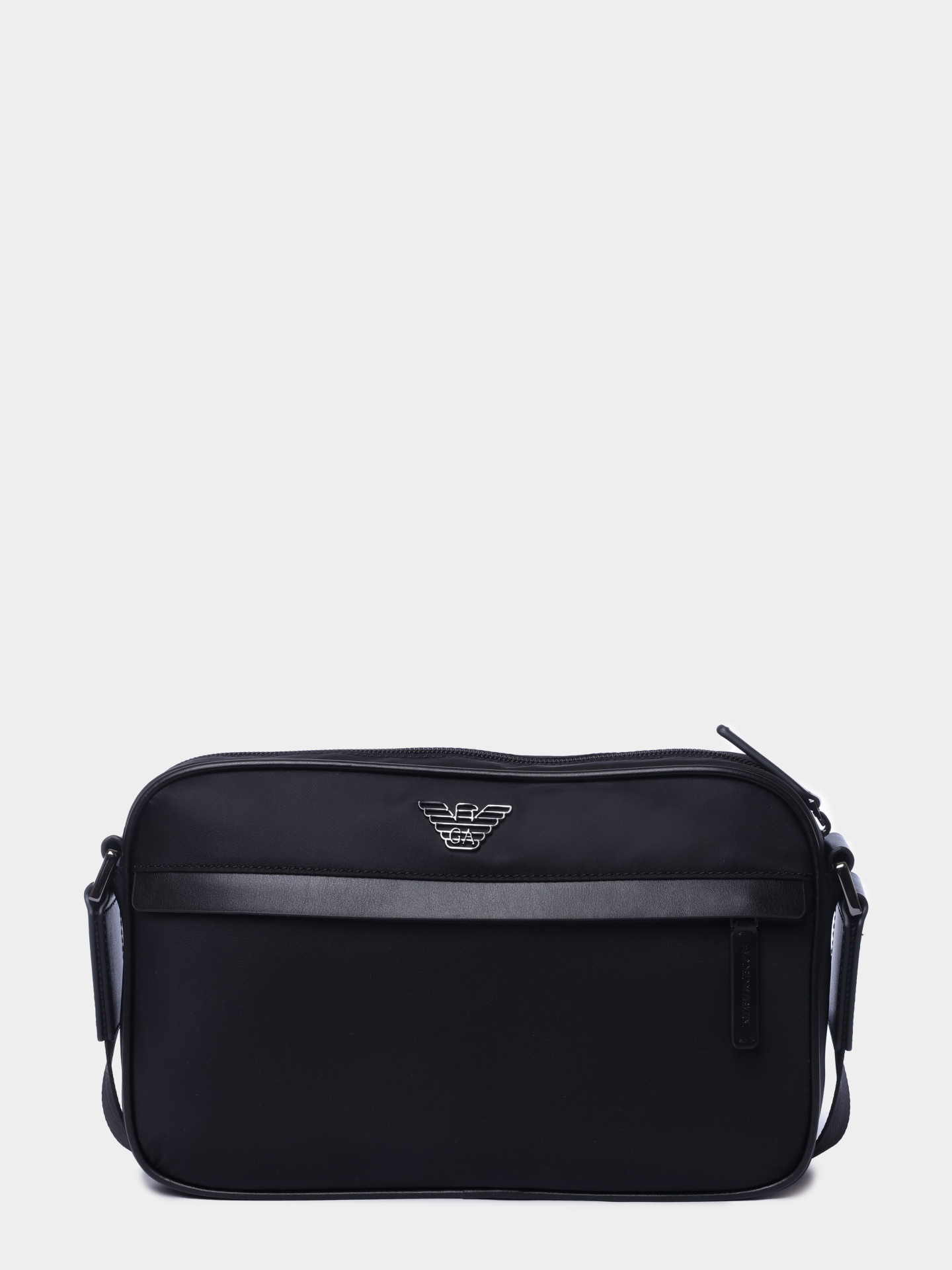 Сумка Emporio Armani EM001803 AF13454 UC001 черная мужская с внешним карманом  — купить в интернет-магазине Verdistore