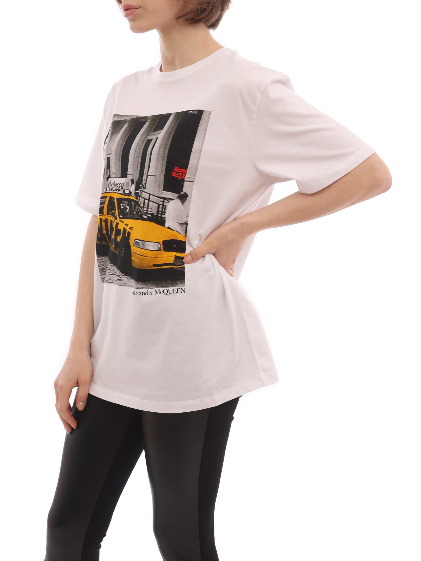 Футболка Alexander McQueen 701258 QZAFT 0900 белая женская — купить в интернет-магазине Verdistore