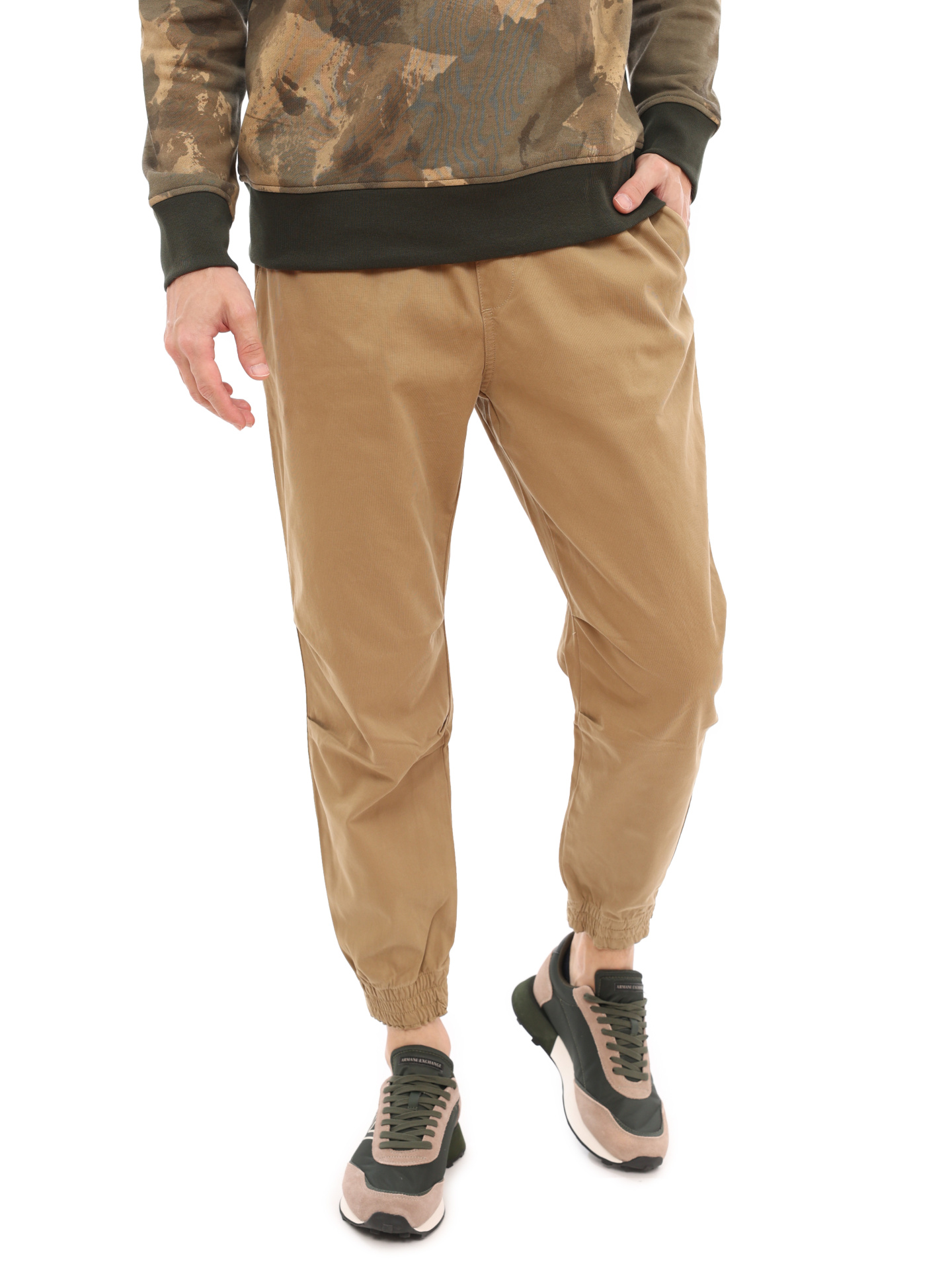 Брюки Armani Exchange 6LZP29 ZNYDZ 1711 бежевые мужские с манжетами — купить в интернет-магазине Verdistore