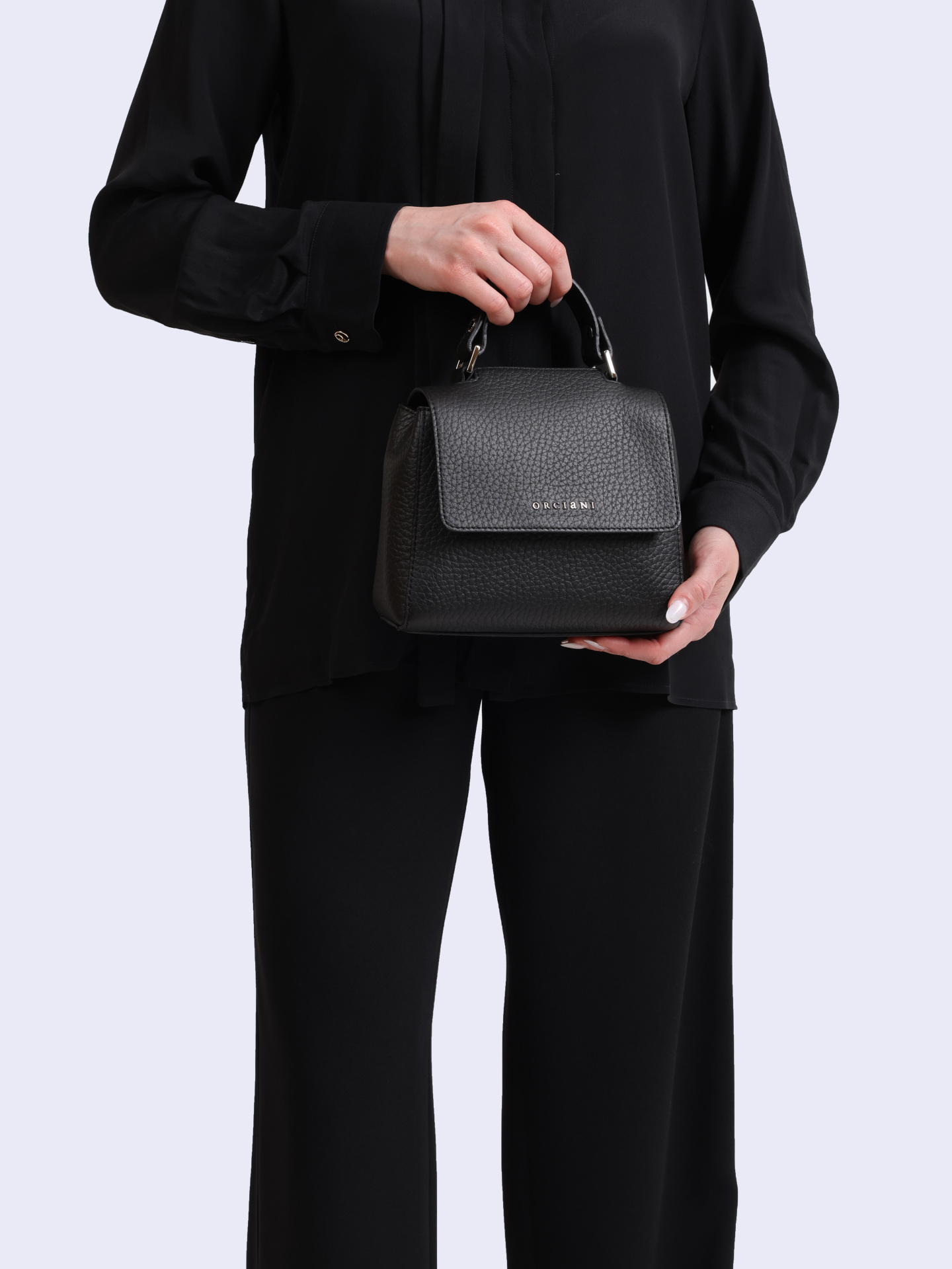 Сумка B02019 Sveva XS soft nero кожаная из телячьей кожи — купить в интернет-магазине Verdistore