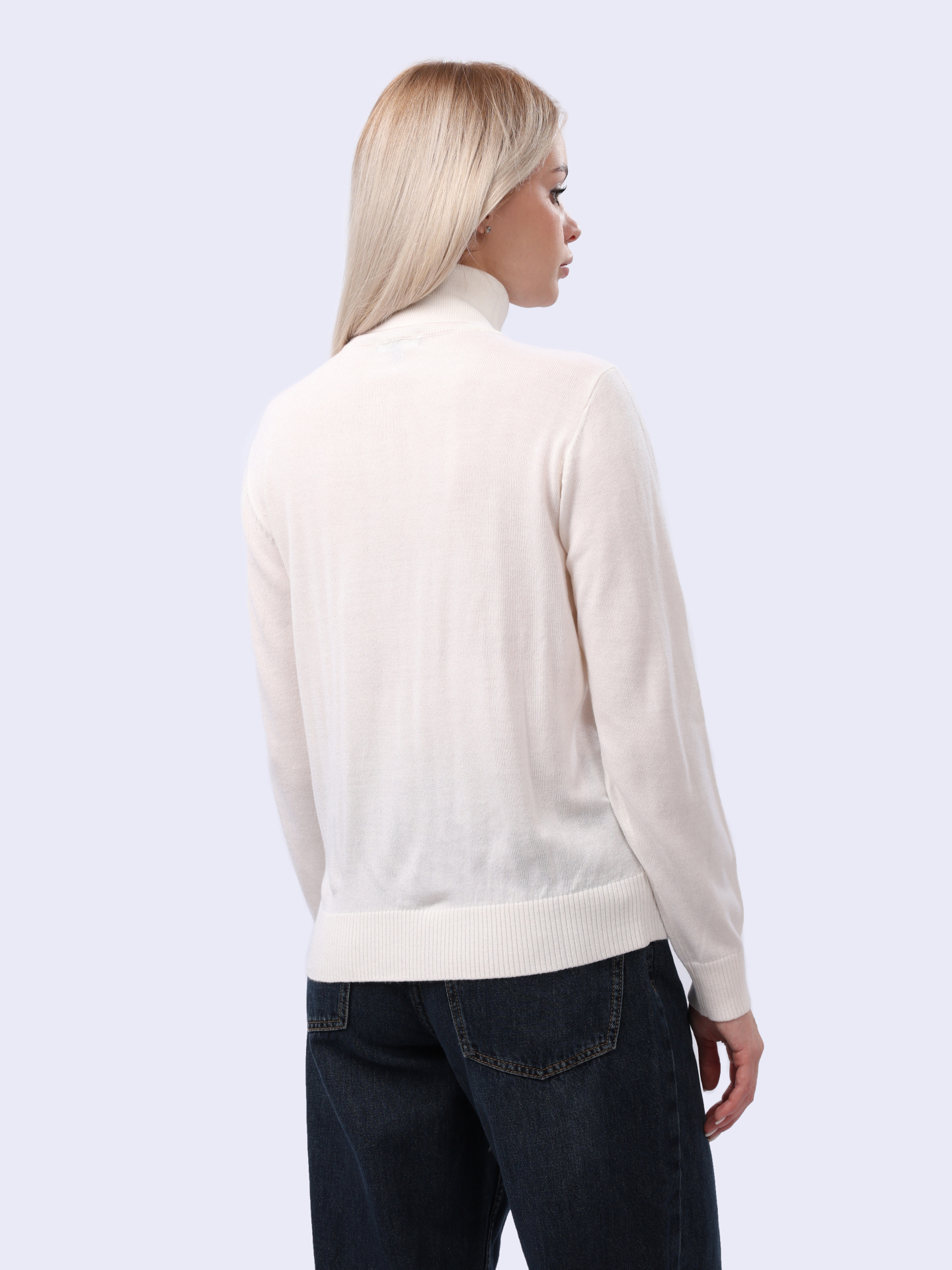 Свитер Armani Exchange 6DYM1K YME3Z 1130 белый женский с высоким горлом — купить в интернет-магазине Verdistore