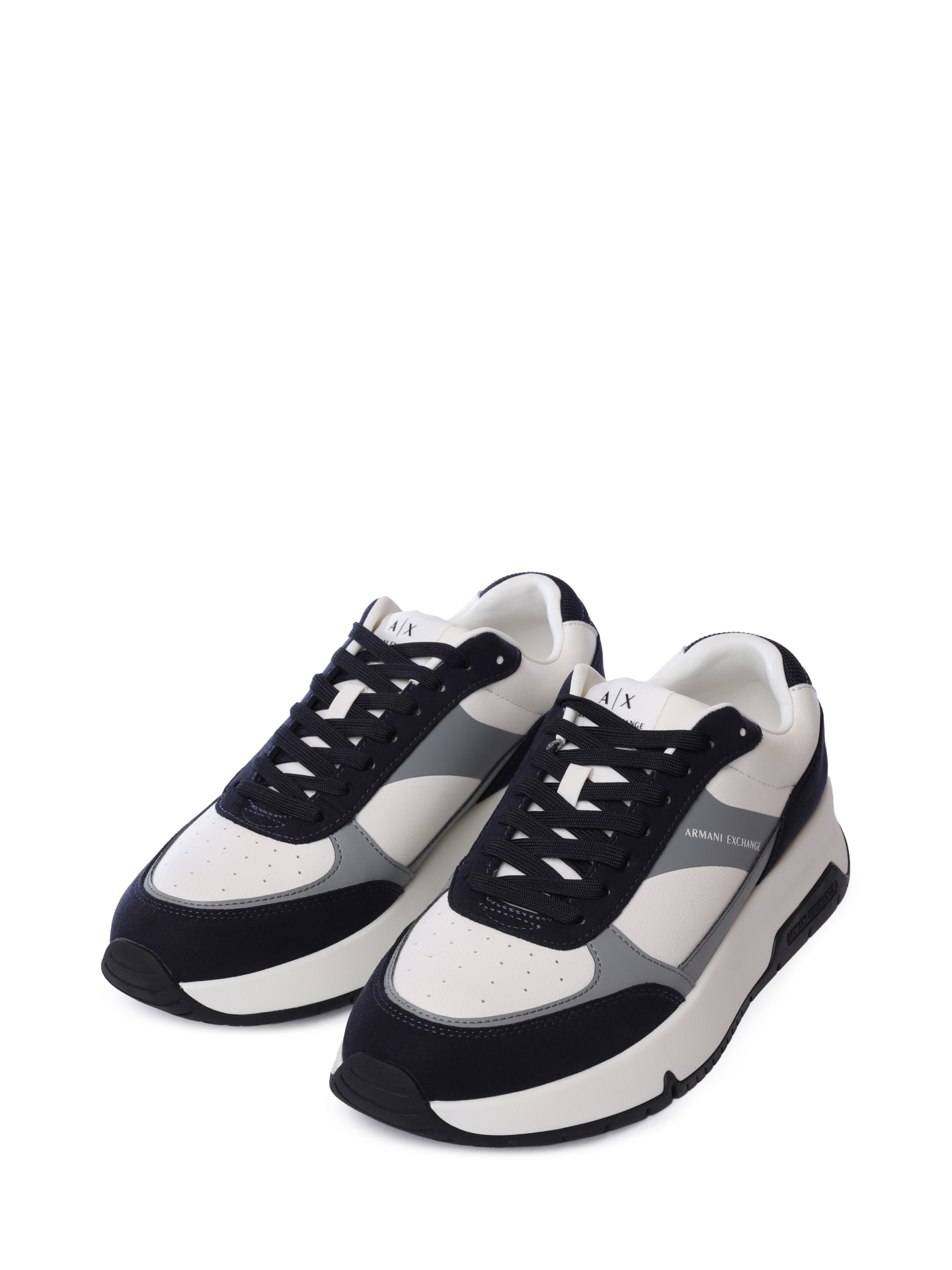 Кроссовки Armani Exchange XUX225 XV862 U388 комбинированные мужские с перфорацией — купить в интернет-магазине Verdistore