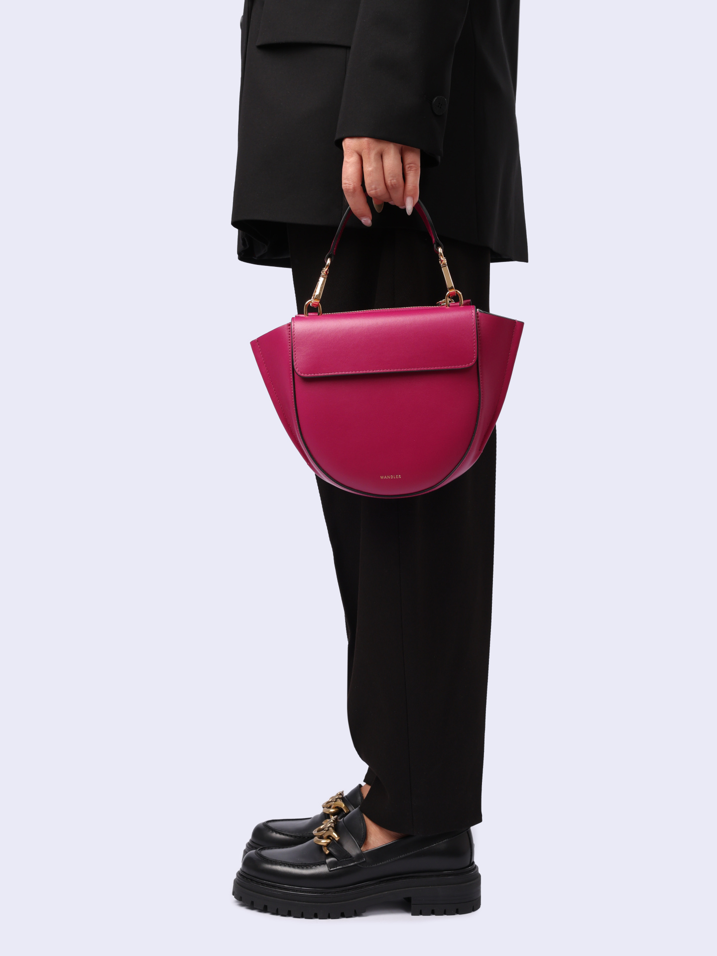 Сумка 24104000025 1879 цвета фуксия из натуральной кожи — купить в интернет-магазине Verdistore