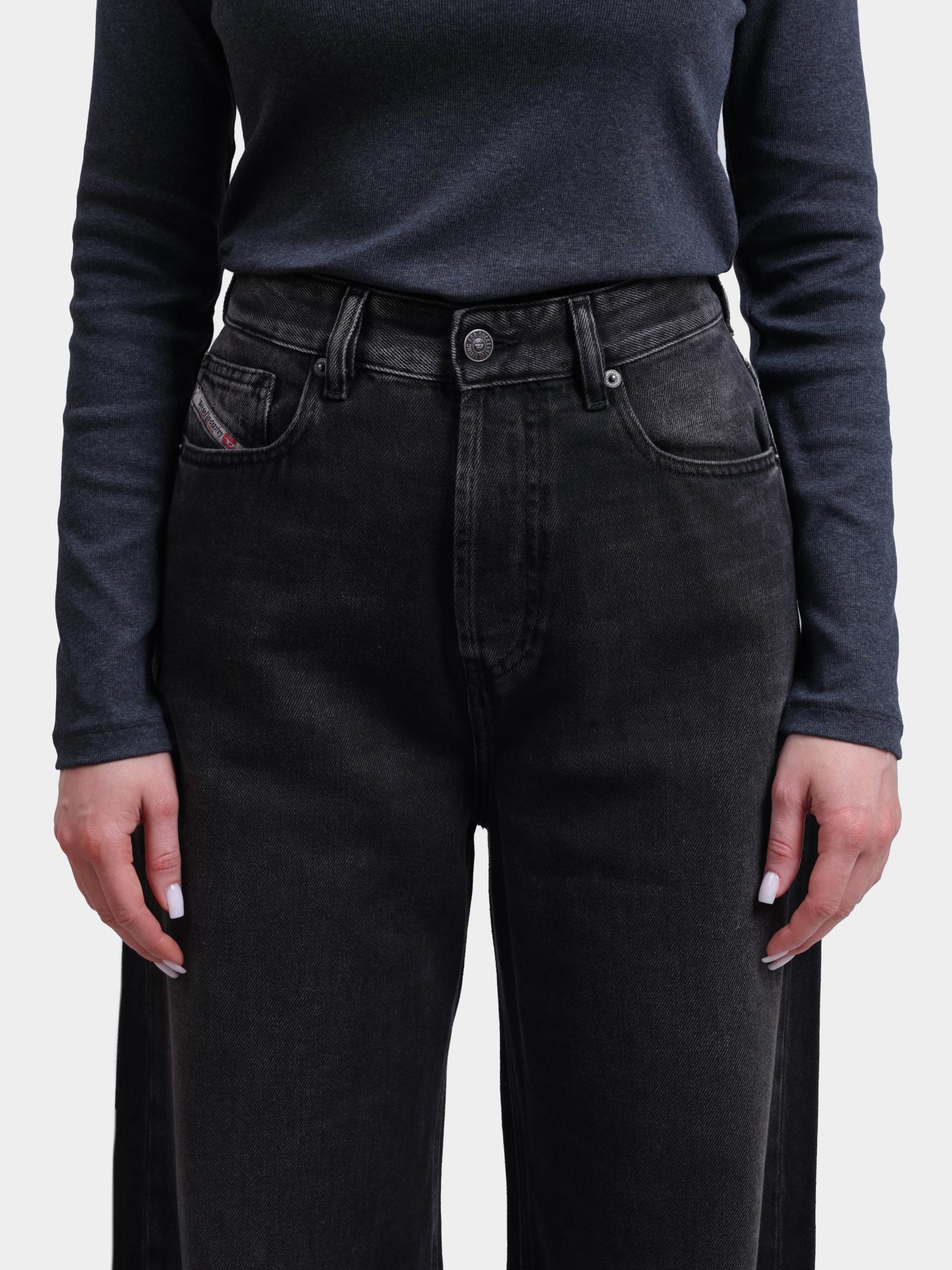 Джинсы Diesel A0692509J9602 темно-серые женские хлопковые — купить в интернет-магазине Verdistore