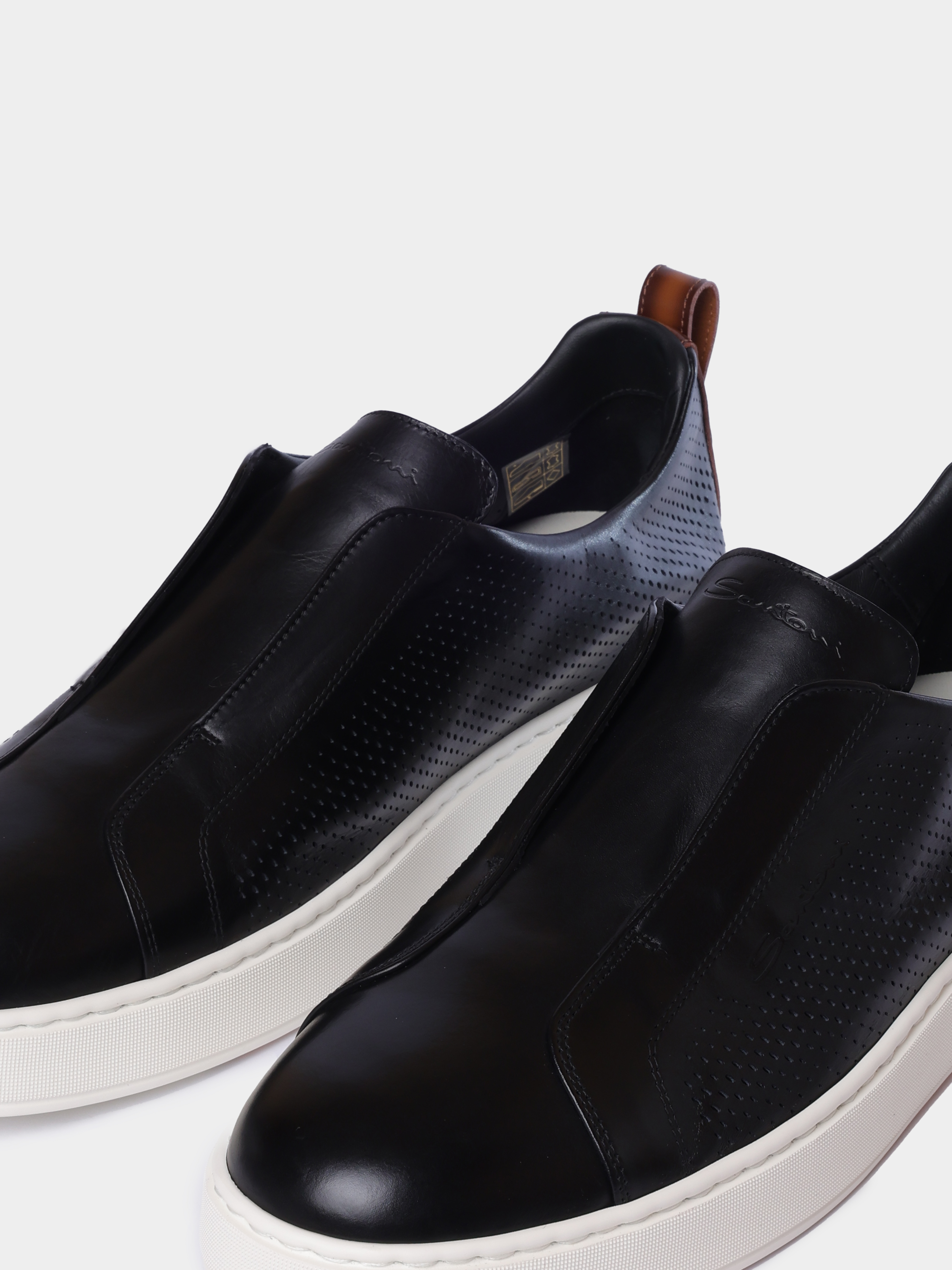 Кеды Santoni MBCG22181BARTFIDN01 кожаные мужские с перфорацией — купить в интернет-магазине Verdistore