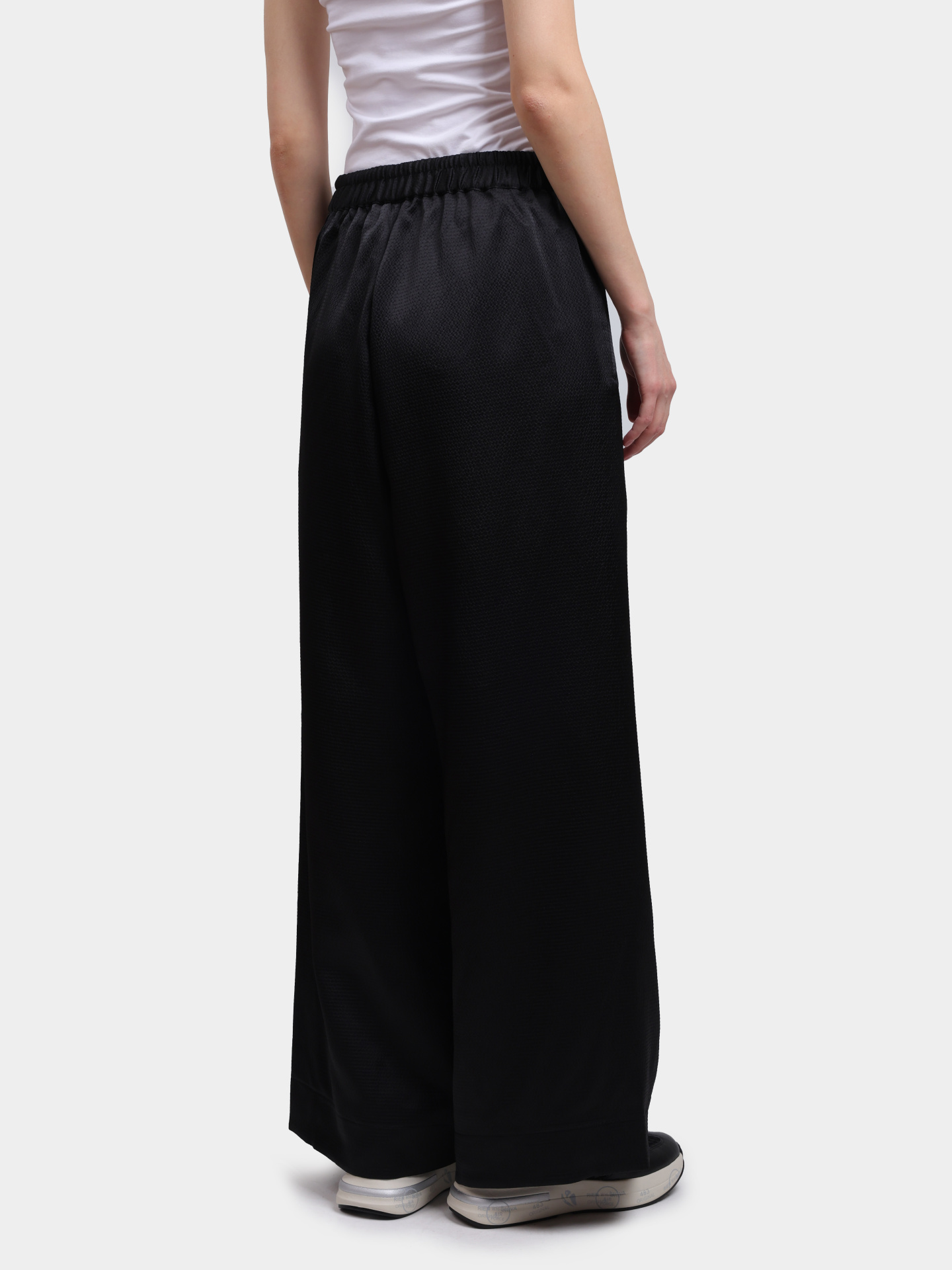 Брюки Y-3 IN4398 черные женские — купить в интернет-магазине Verdistore