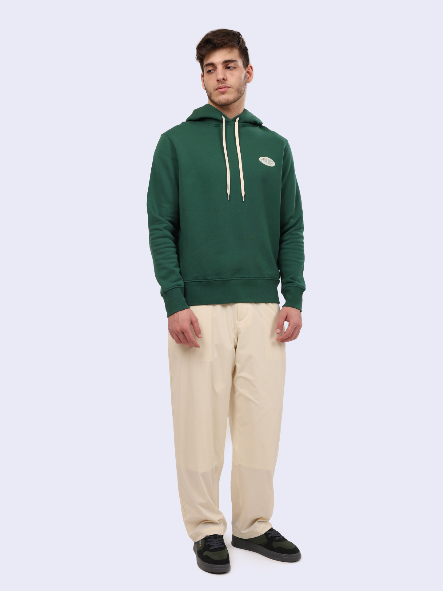 Худи Autry HOPM-02JV зеленое мужское с контрастным логотипом — купить в интернет-магазине Verdistore