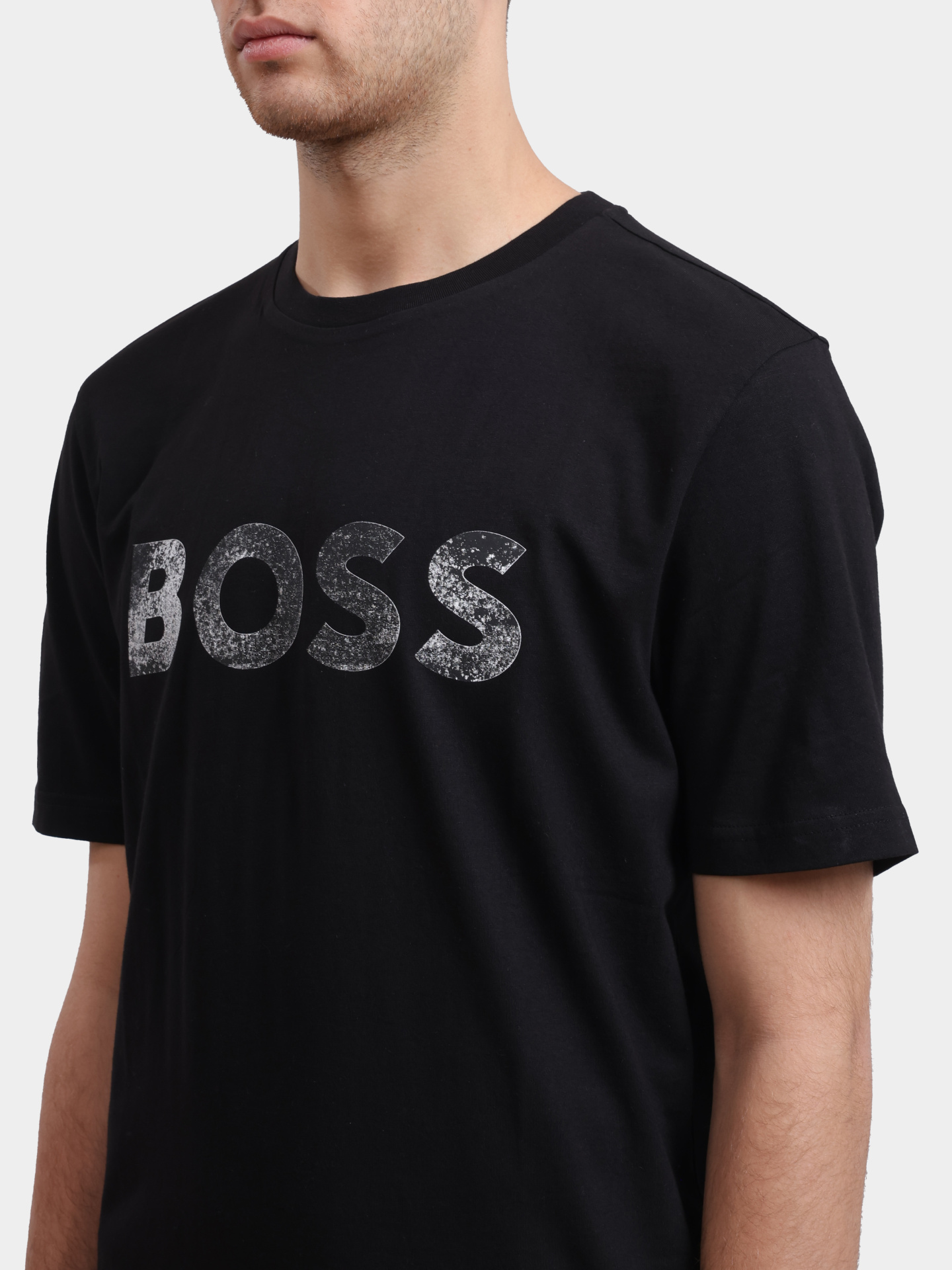 Футболка Boss 50515997 001 черная мужская с логотипом — купить в интернет-магазине Verdistore