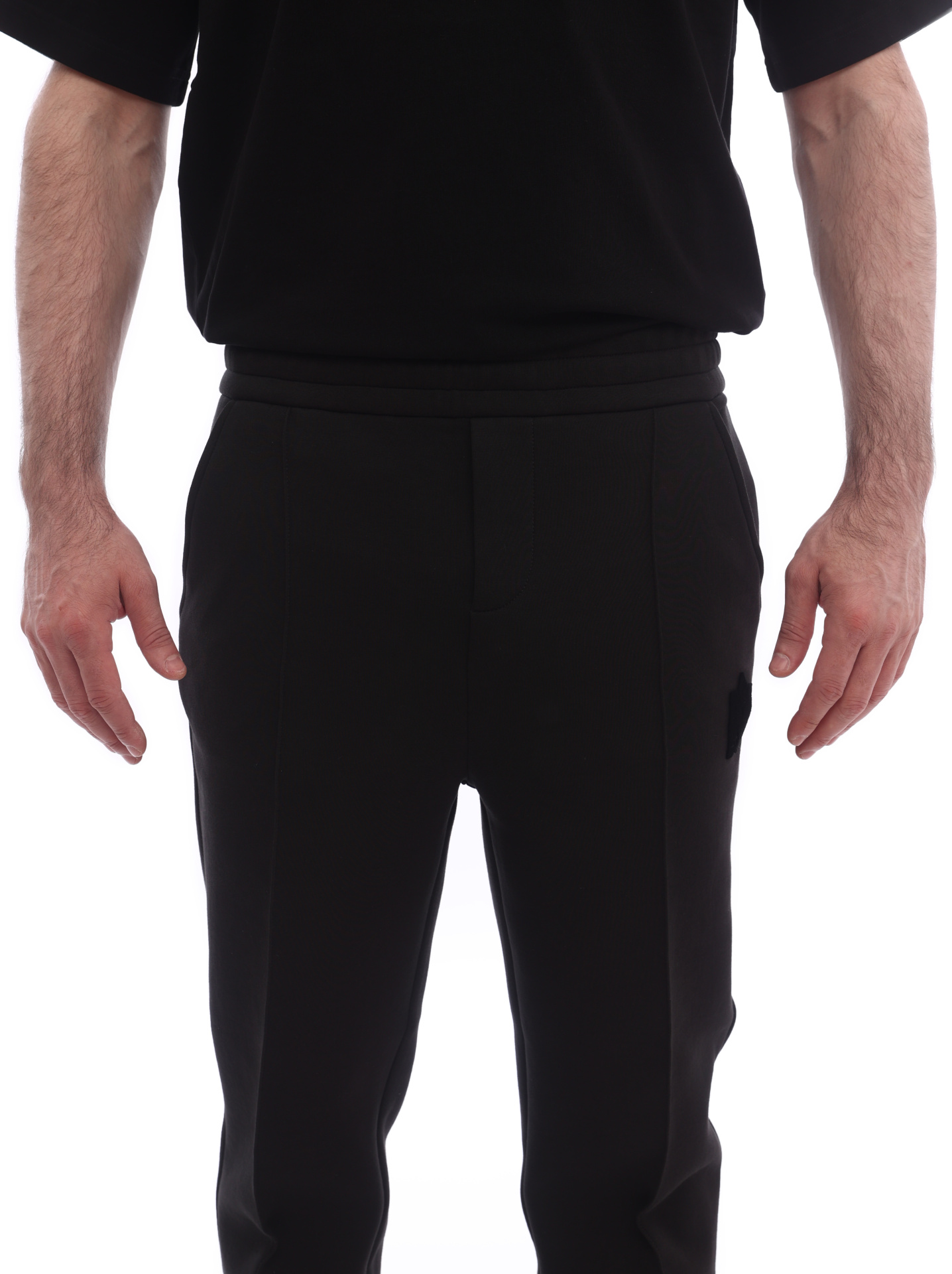 Брюки из легкого хлопкового материала прямого кроя черные со стрелками — купить в интернет-магазине Verdistore