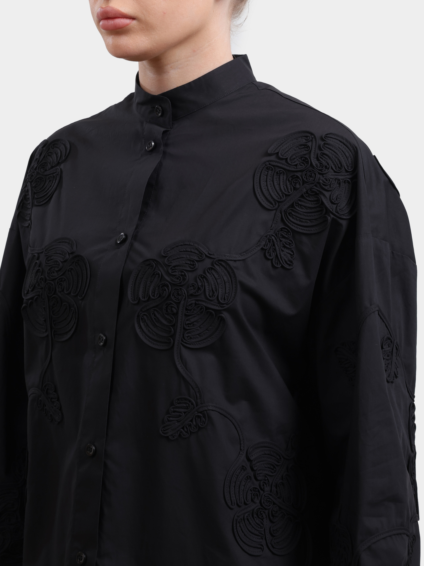 Блузка Liu-Jo BLACK LABEL CA6170 T039A 22222 черная женская с крупной вышивкой — купить в интернет-магазине Verdistore