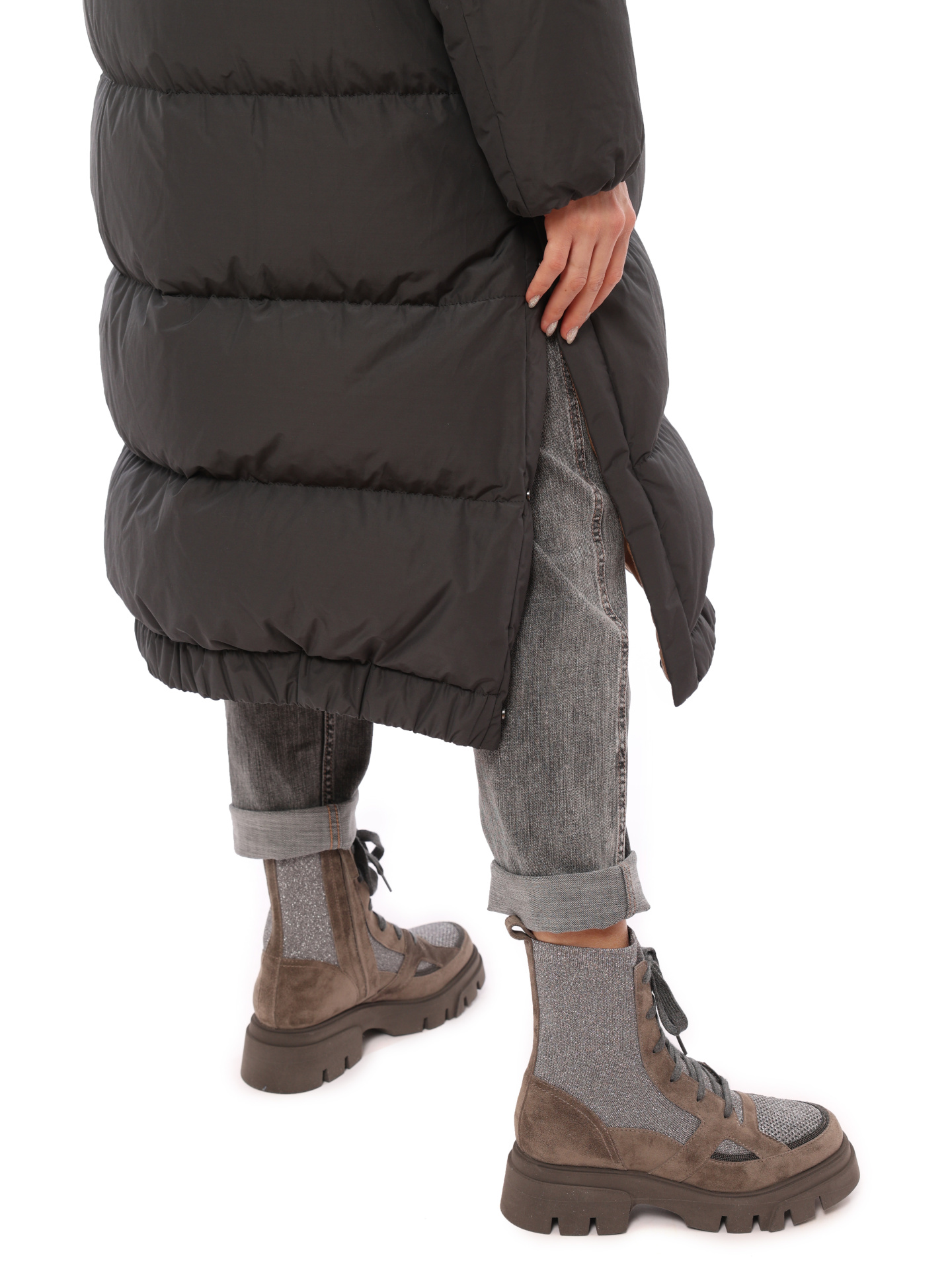 Пуховик Brunello Cucinelli MB5749745 C2126 удлиненный женский — купить в интернет-магазине Verdistore