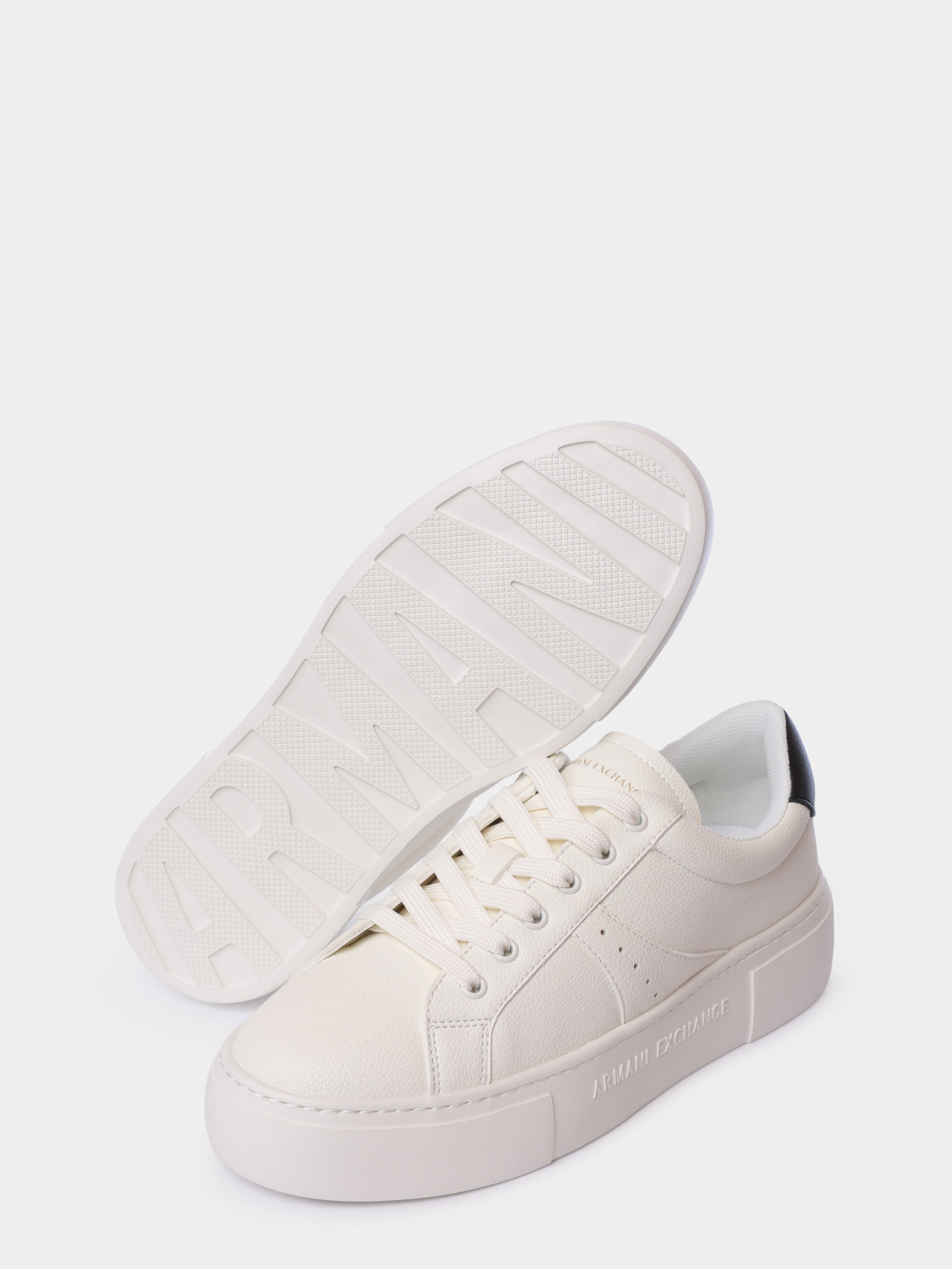 Кеды Armani Exchange XDX179 XV930 N480 белые женские — купить в интернет-магазине Verdistore