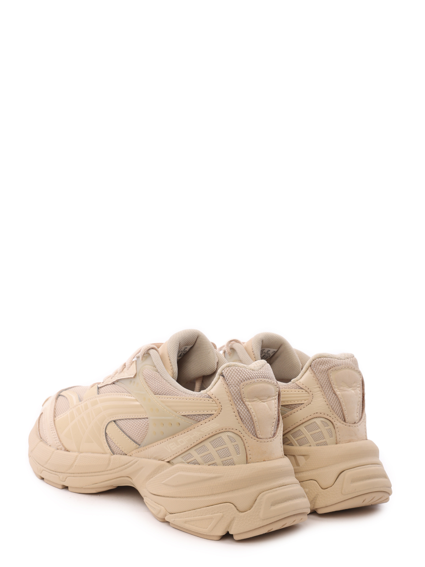 Кроссовки бежевые комбинированные на массивной подошве — купить в интернет-магазине Verdistore