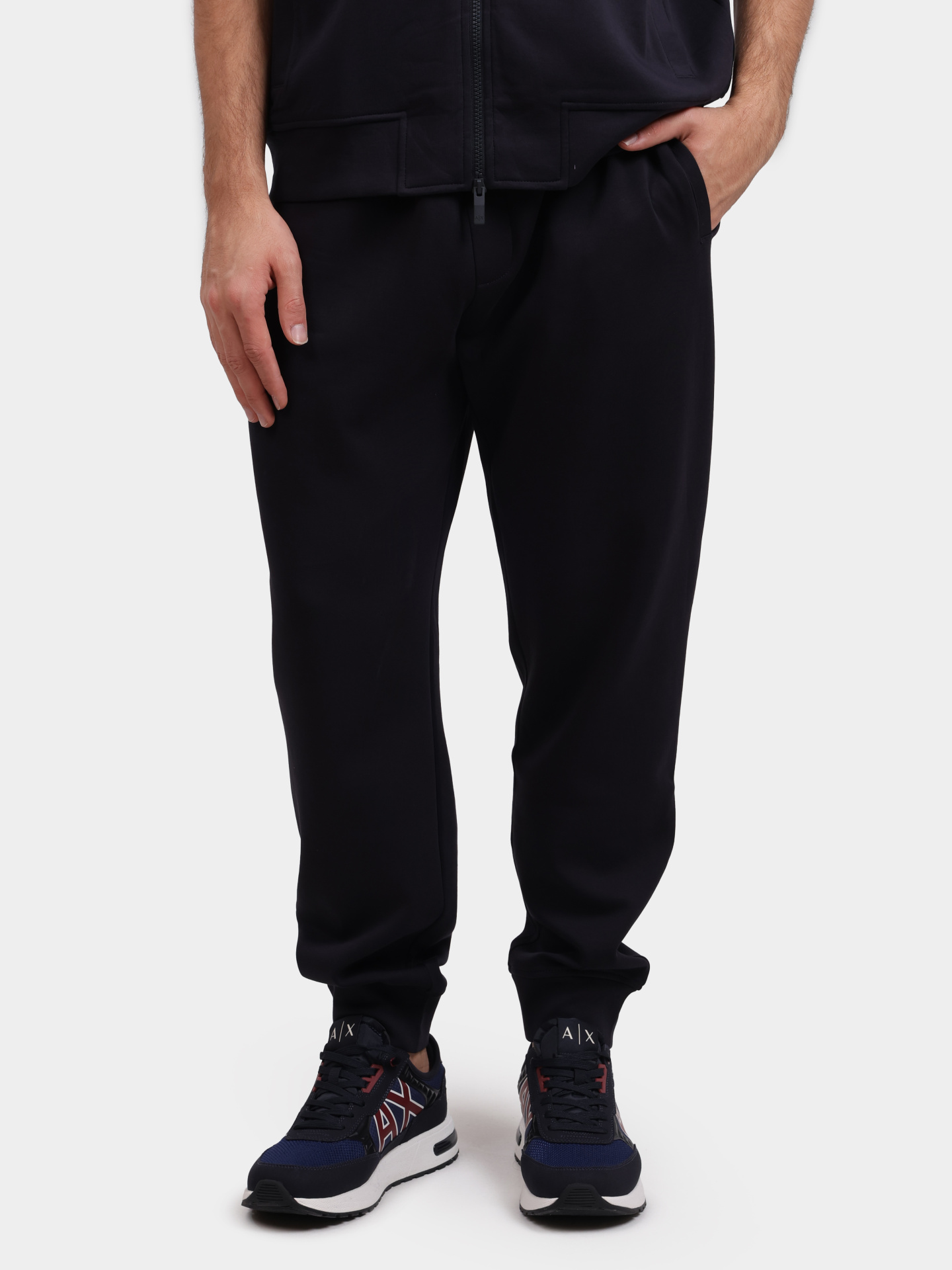 Джоггеры Armani Exchange XM001894 AF10818 UB101 темно-синие мужские — купить в интернет-магазине Verdistore