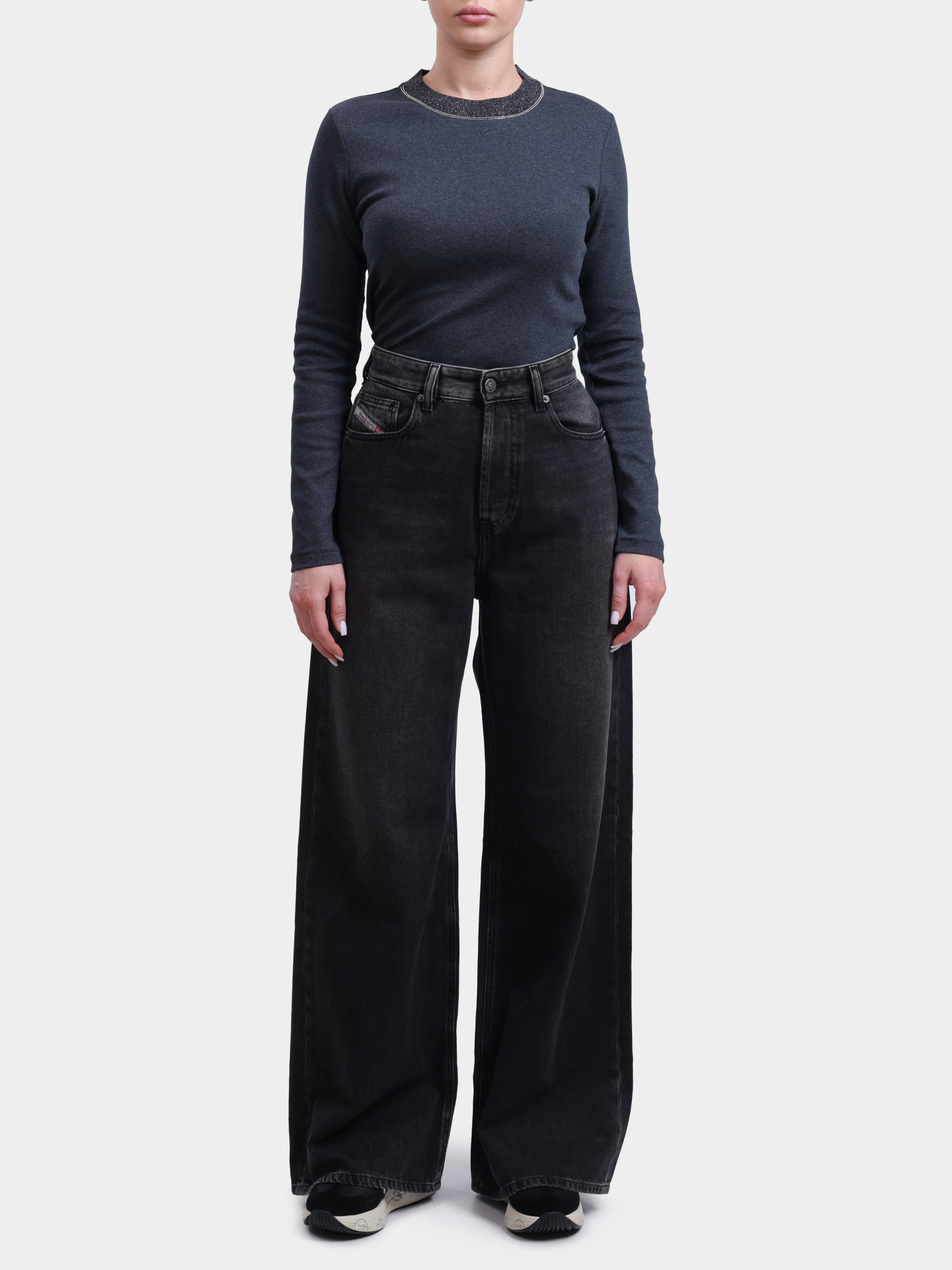 Джинсы Diesel A0692509J9602 темно-серые женские хлопковые — купить в интернет-магазине Verdistore