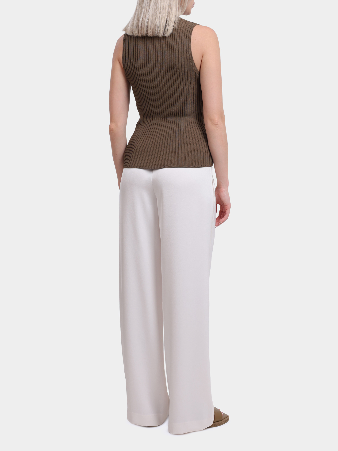 Брюки Armani Exchange XW000143 AF10840 U1003 белые женские — купить в интернет-магазине Verdistore