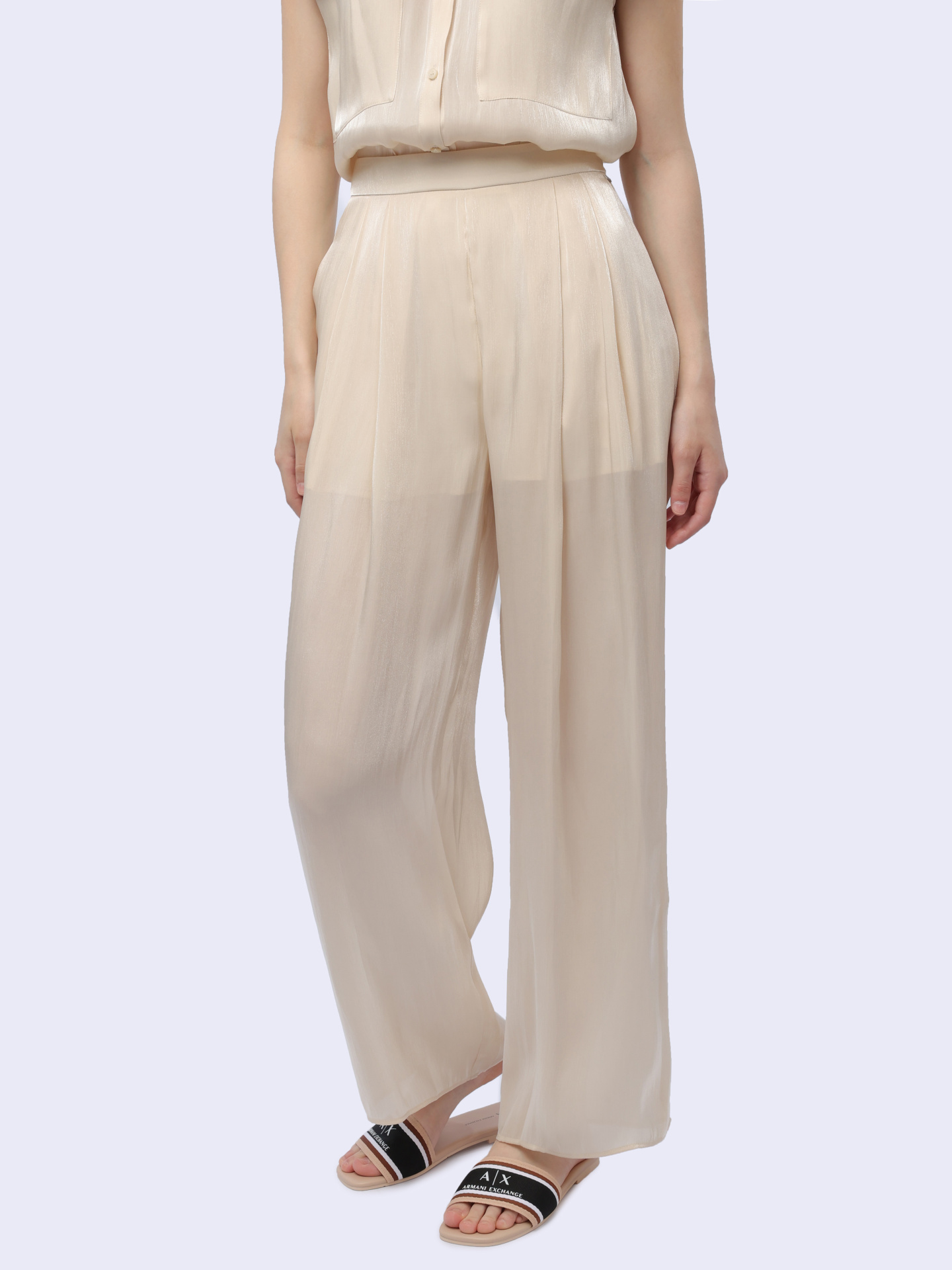 Брюки Armani Exchange 3DYP19 YNUUZ 1787 бежевые женские из струящейся ткани — купить в интернет-магазине Verdistore