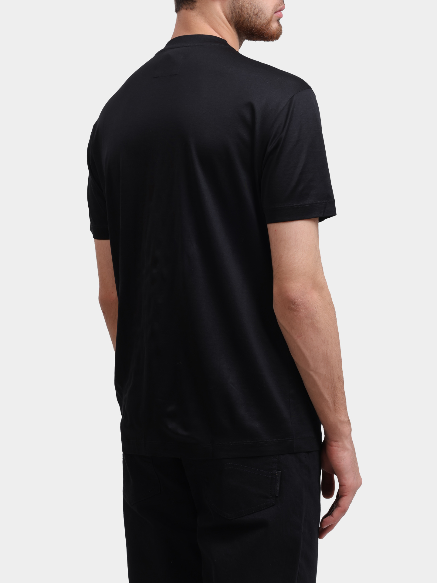 Футболка Emporio Armani 8N1TE8 1JUVZ 0999 черная мужская — купить в интернет-магазине Verdistore