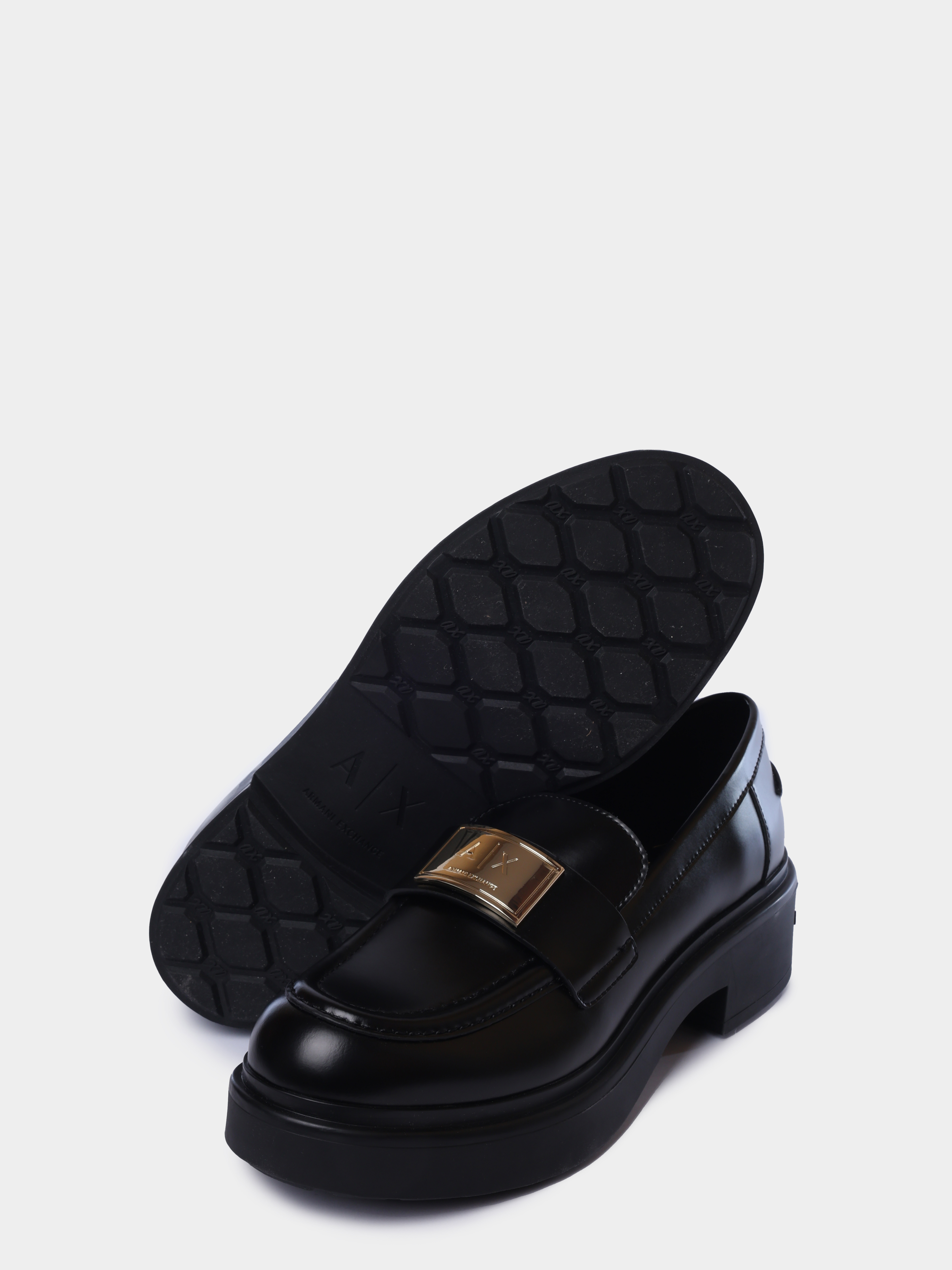 Лоферы Armani Exchange XW003095 AF11912 UC001 черные женские — купить в интернет-магазине Verdistore