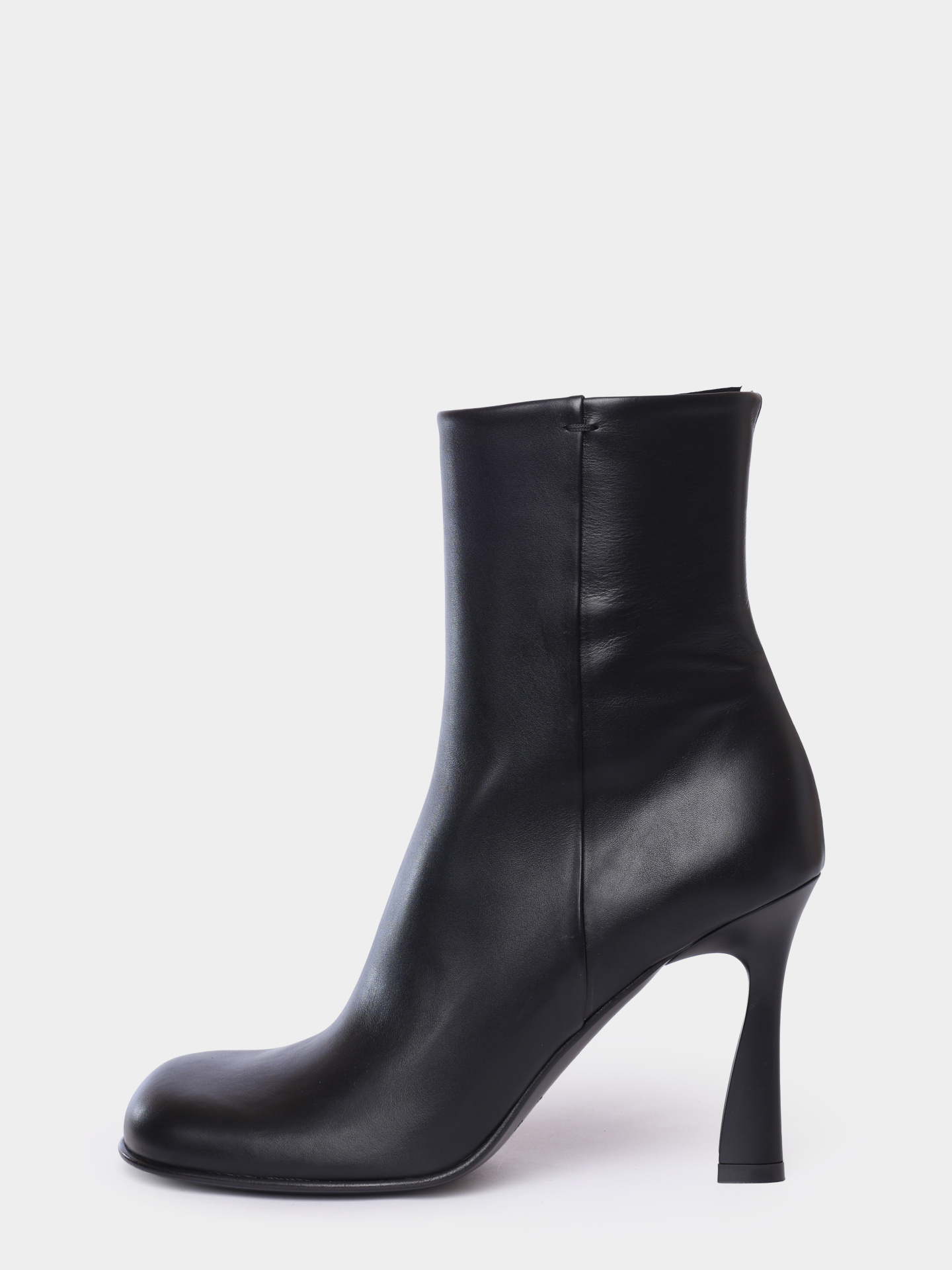 Ботильоны Premiata M7160 черные женские из кожи — купить в интернет-магазине Verdistore