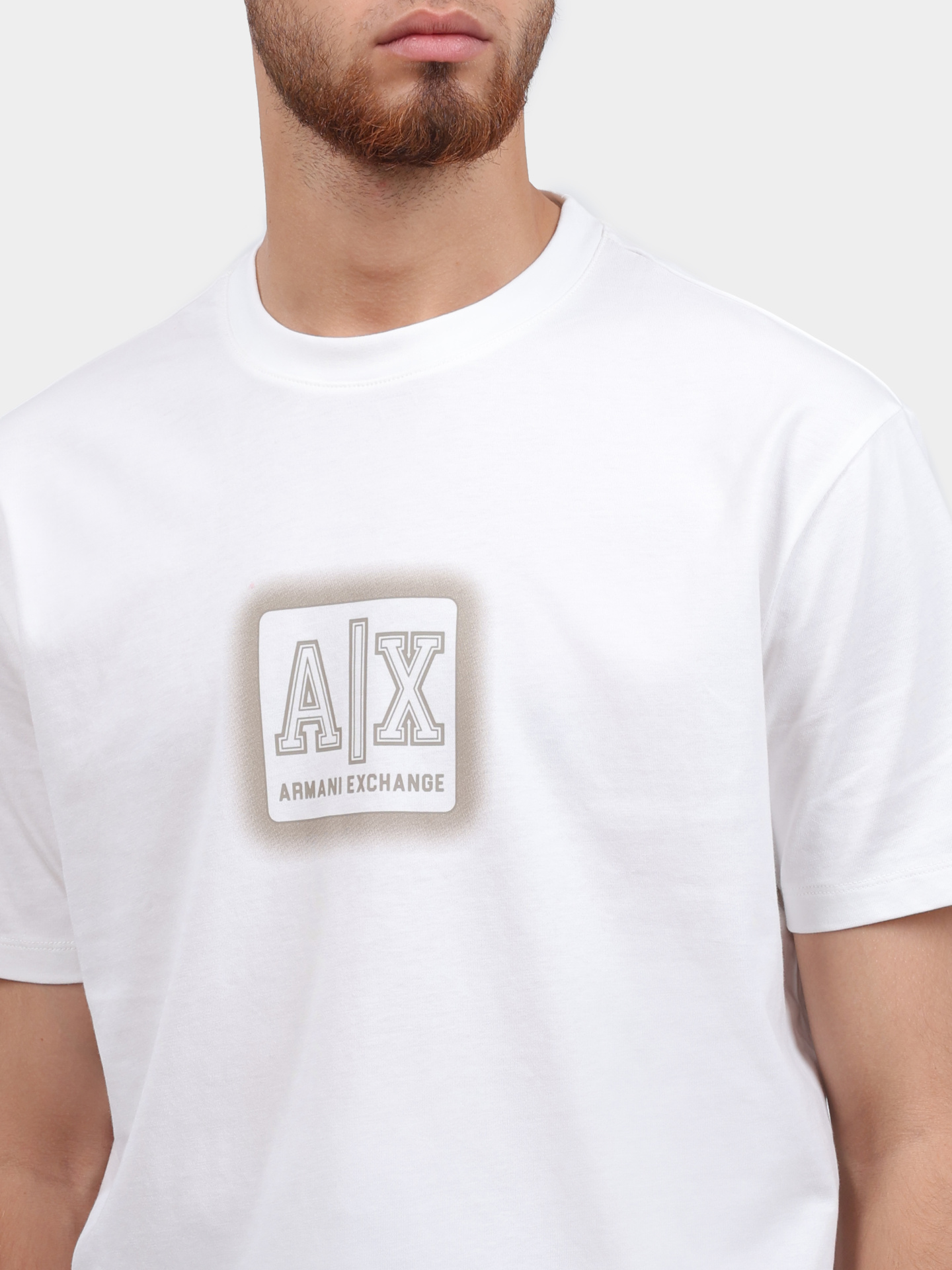 Футболка Armani Exchange XM000545 AF10361 U0009 белая мужская с логотипом — купить в интернет-магазине Verdistore