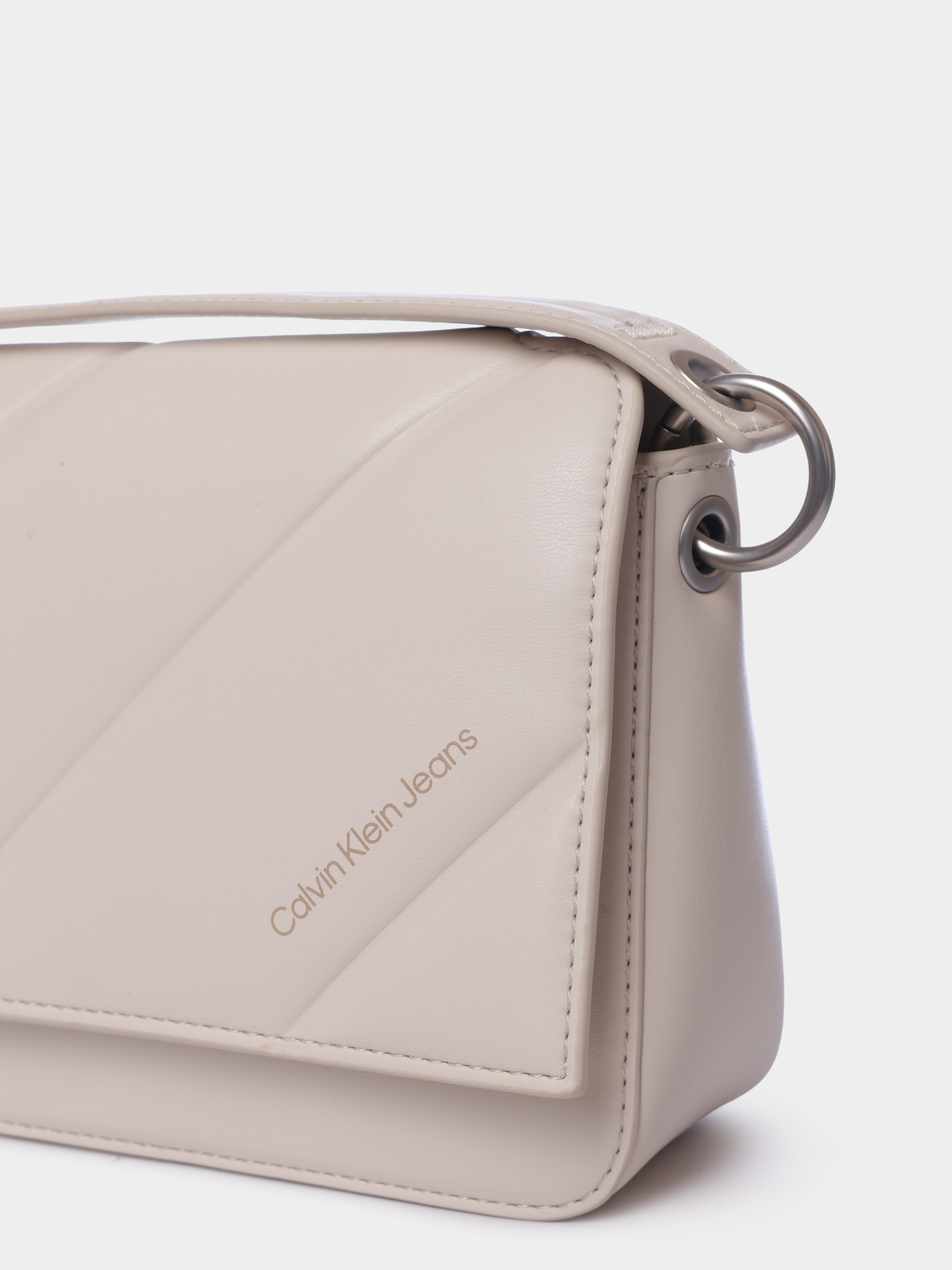 Сумка Calvin Klein Jeans K60K612371 ACF белая женская — купить в интернет-магазине Verdistore