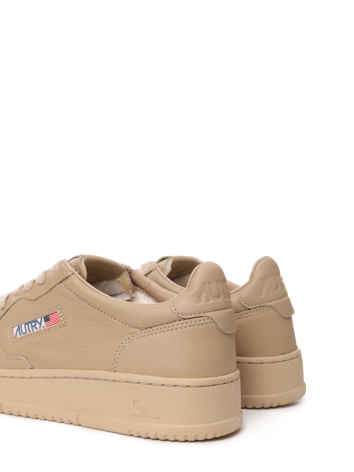 Кеды Autry AULM-SG20 бежевые мужские из кожи — купить в интернет-магазине Verdistore