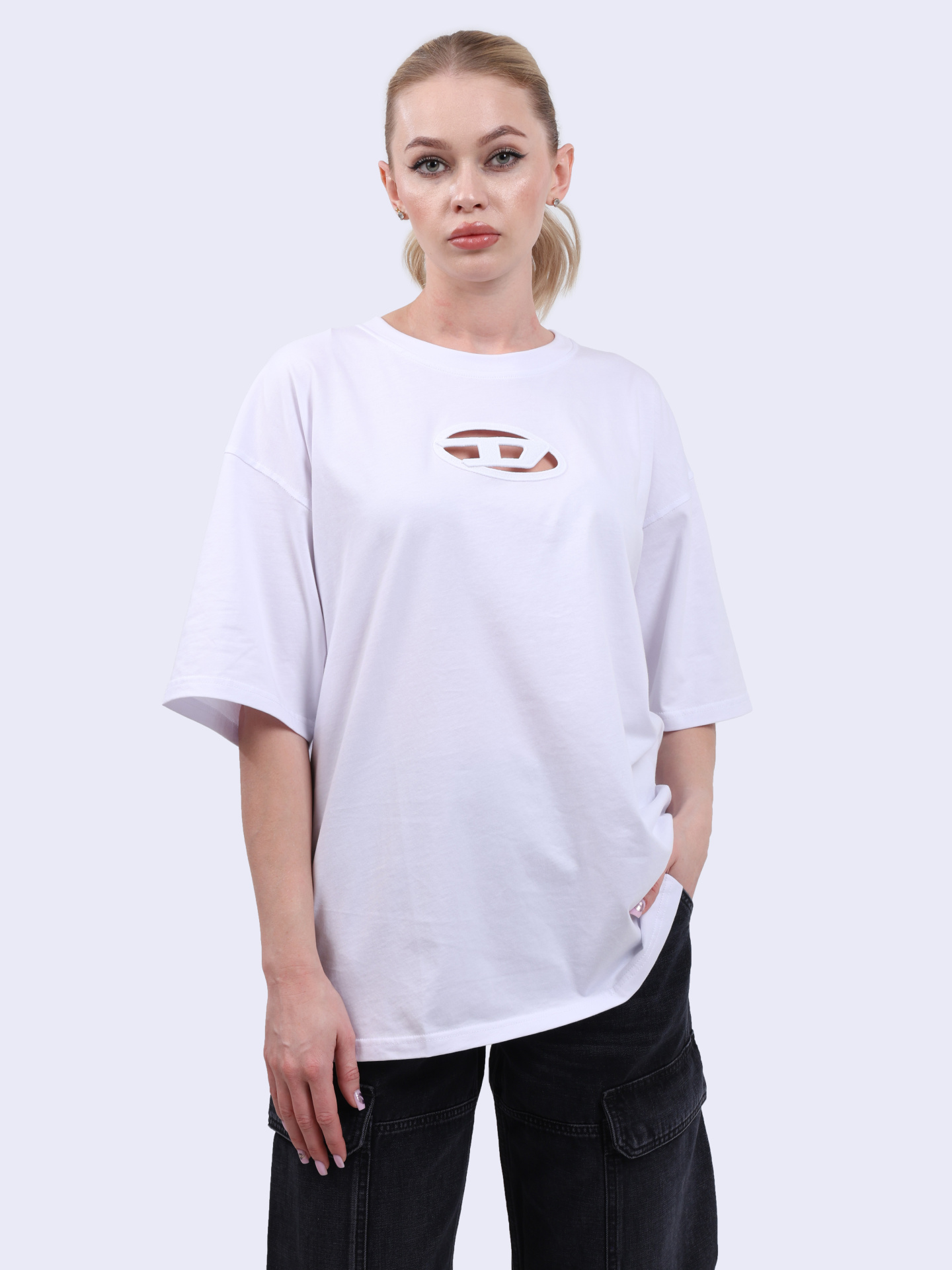 Футболка Diesel A151800NIAX100 белая женская с логотипом — купить в интернет-магазине Verdistore