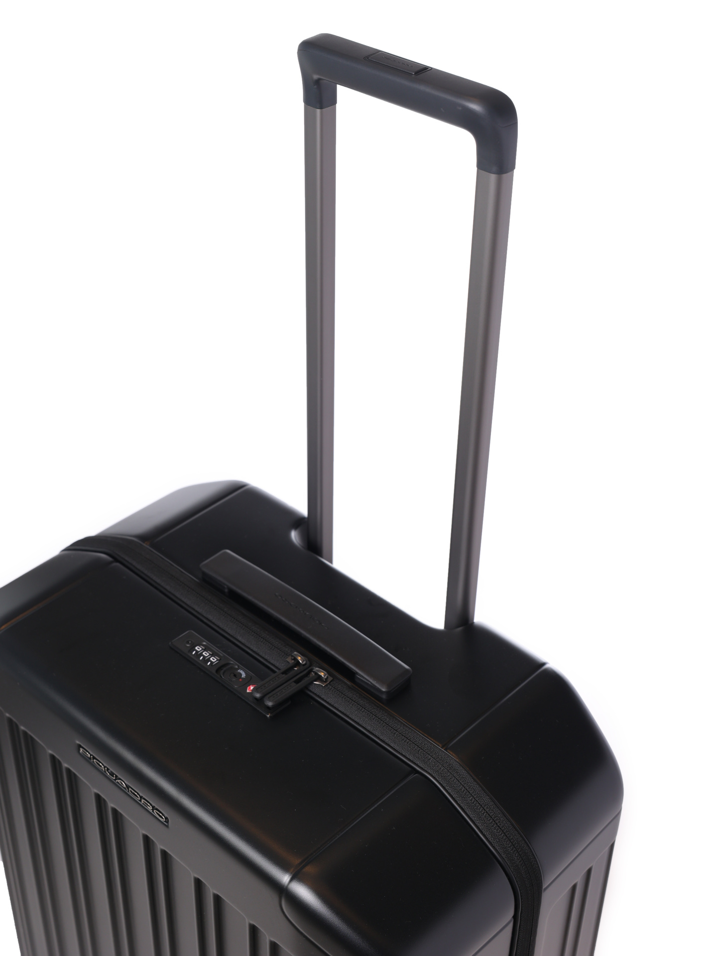 Чемодан — купить в интернет-магазине Verdistore