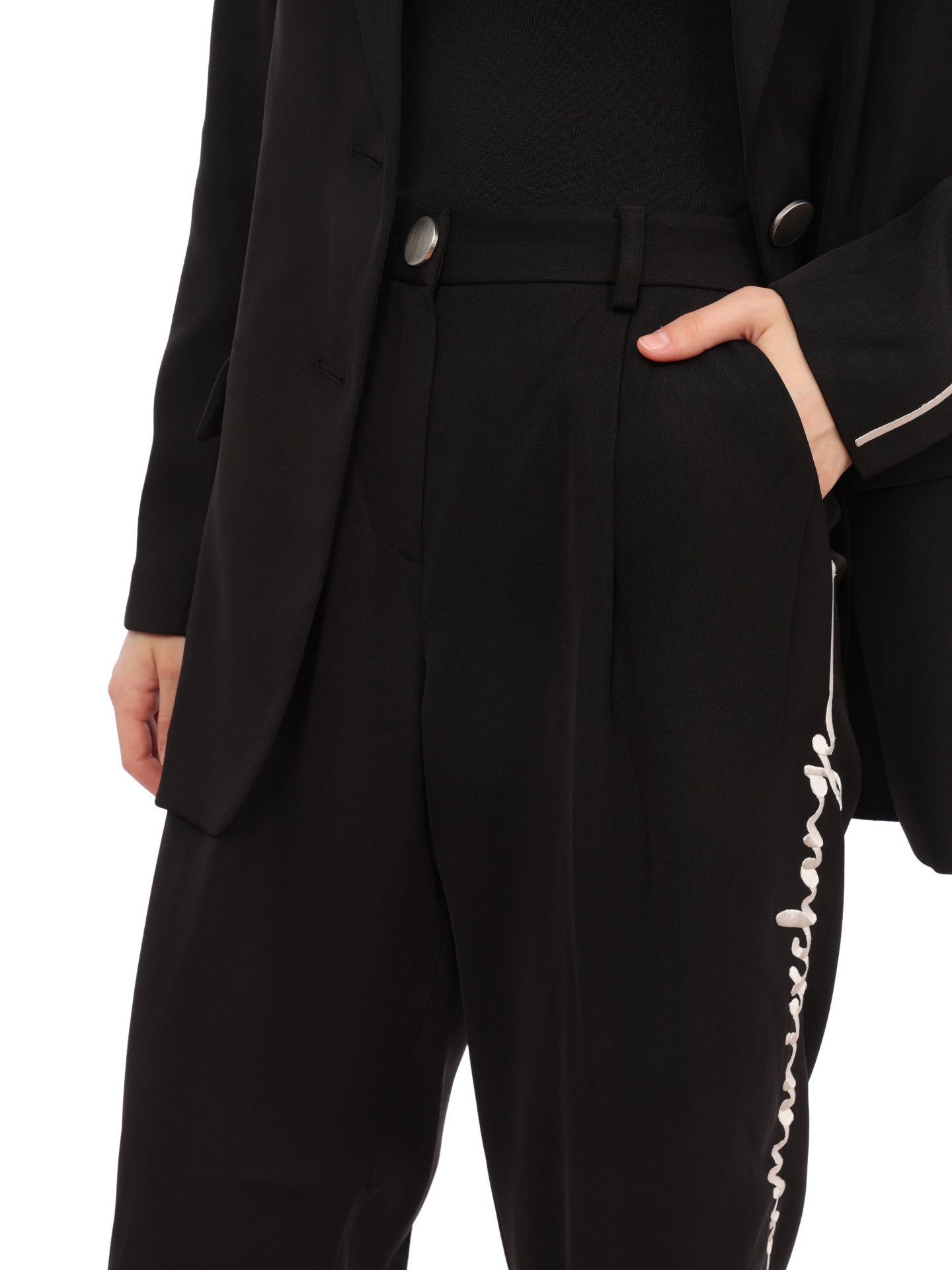 картинка Брюки Armani Exchange 6RYP05 YN4LZ 1200 черные женские с логотипом от магазина Verdistore