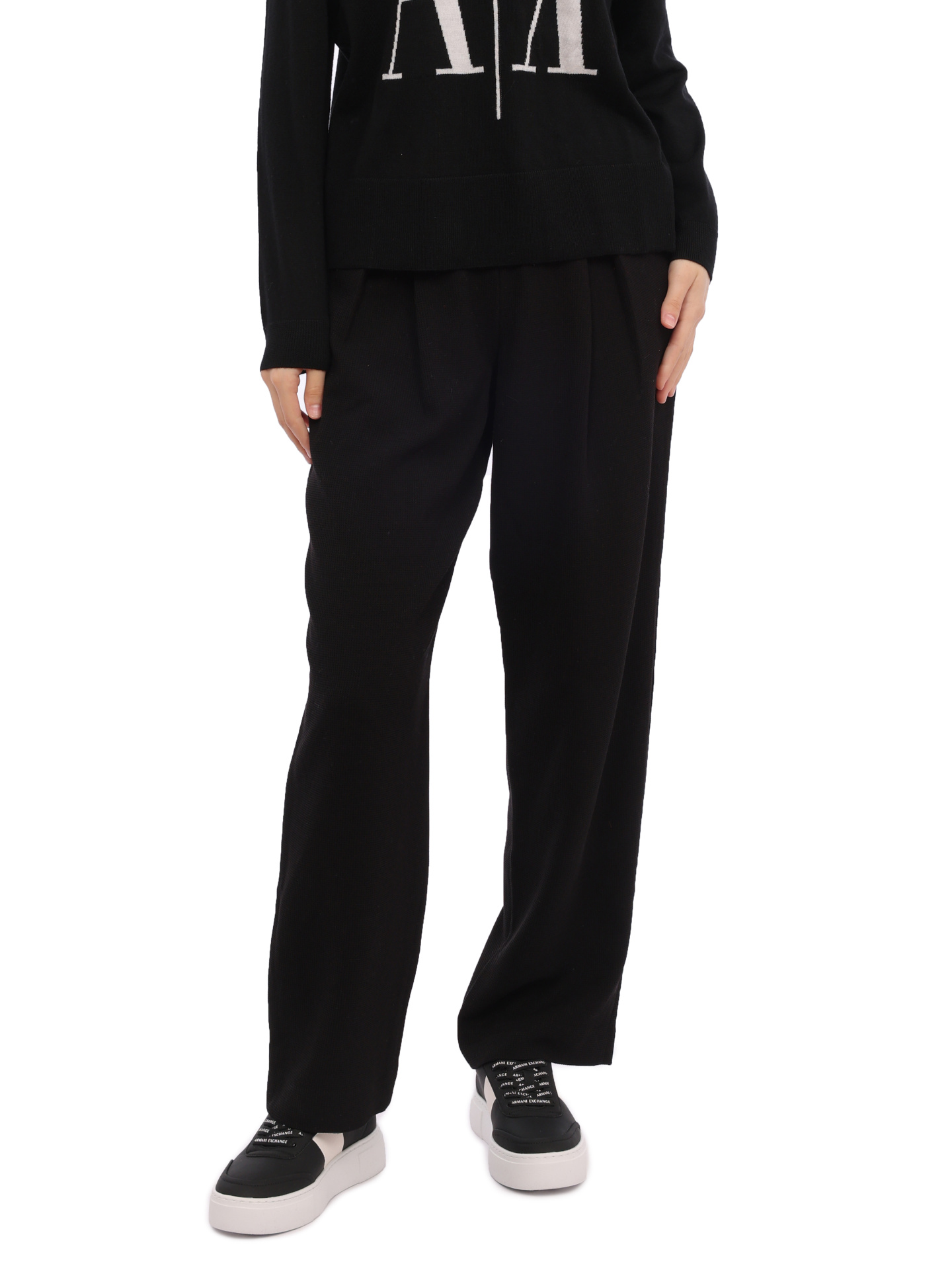 картинка Брюки Armani Exchange 6RYP14 YN6NZ 1200 черные женские с защипами от магазина Verdistore