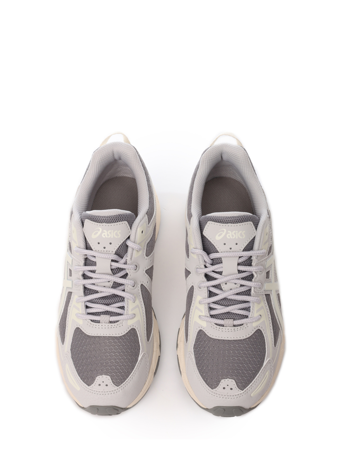 Кроссовки Asics 1203A297 022 комбинированные женские с серыми вставками — купить в интернет-магазине Verdistore