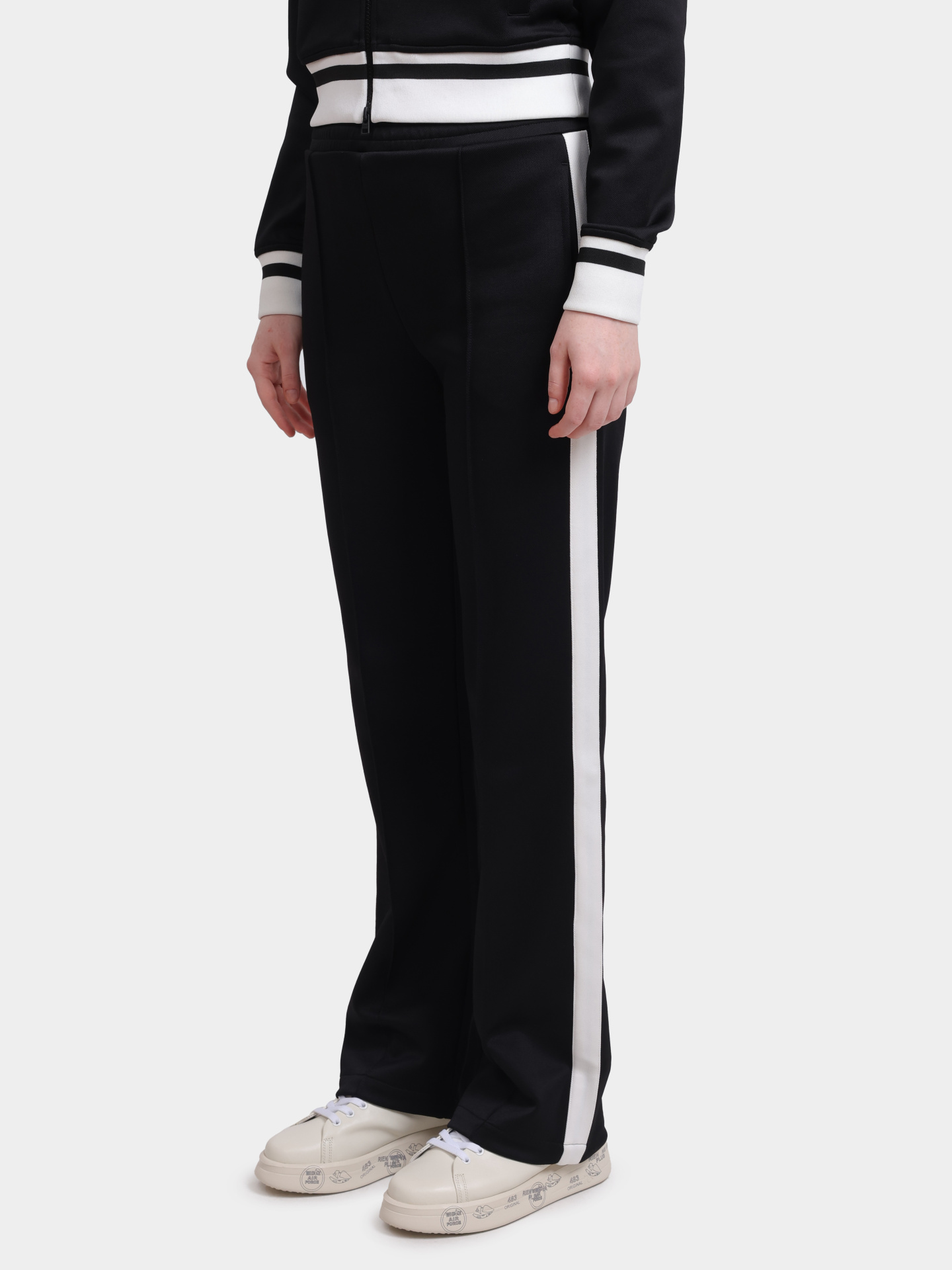 Брюки Hugo 50542758 001 черные женские с лампасами — купить в интернет-магазине Verdistore