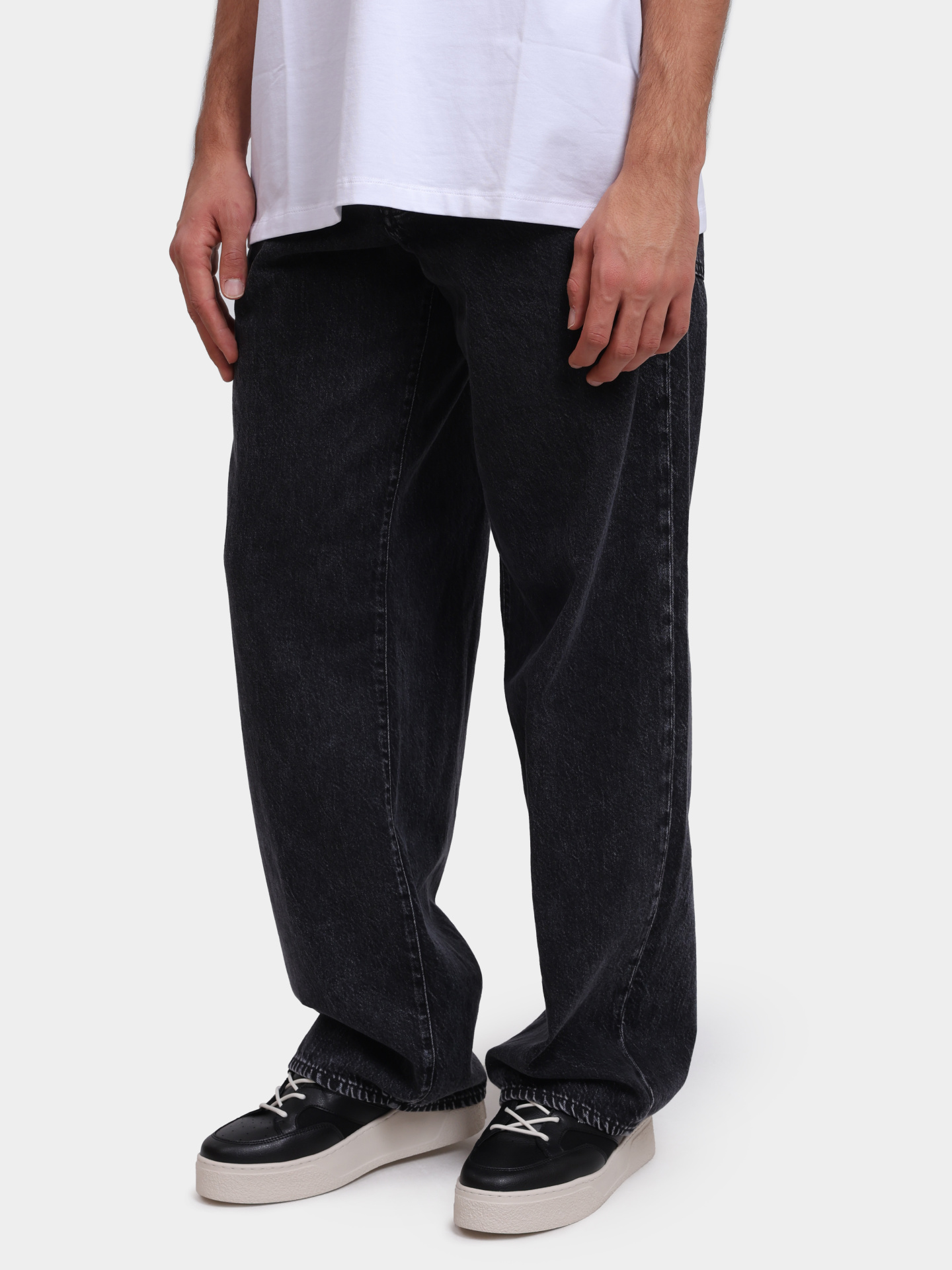 Джинсы Armani Exchange XM000076 AF13366 M8001 серые мужские — купить в интернет-магазине Verdistore