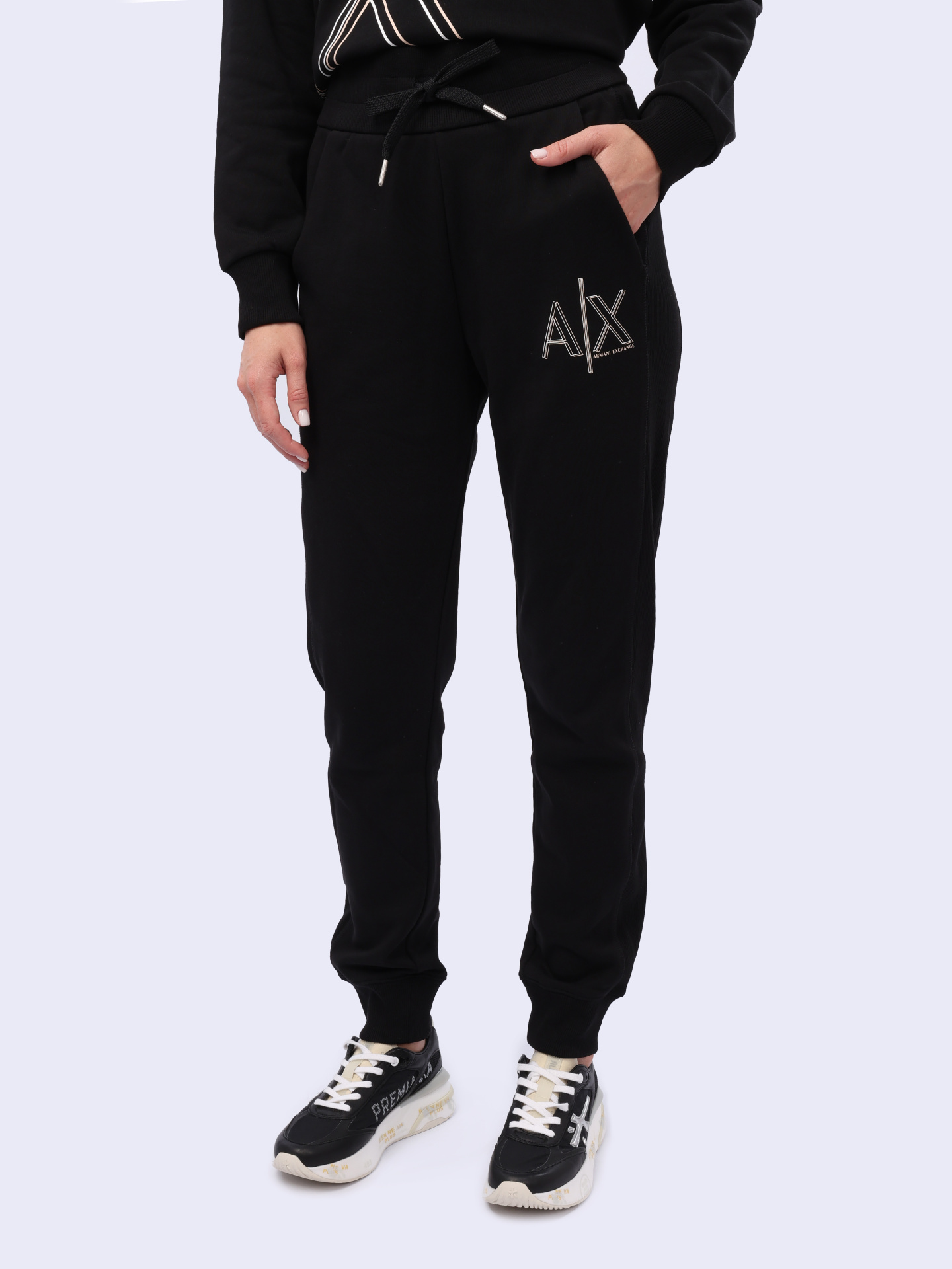 Брюки спортивные Armani Exchange 3DYP71 YJEBZ 1200 черные женские — купить в интернет-магазине Verdistore