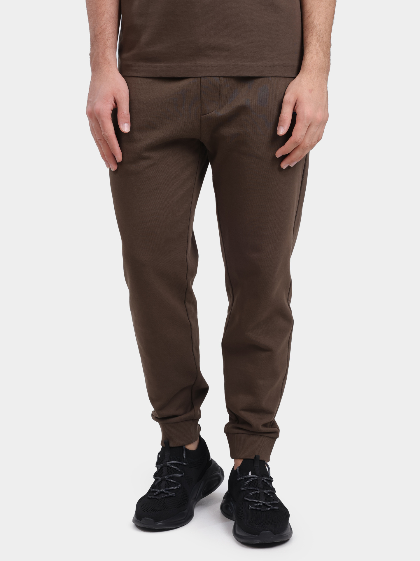 Брюки спортивные HUGO BLUE Napin 10249110 01 50522372 208 коричневые мужские зауженные  — купить в интернет-магазине Verdistore