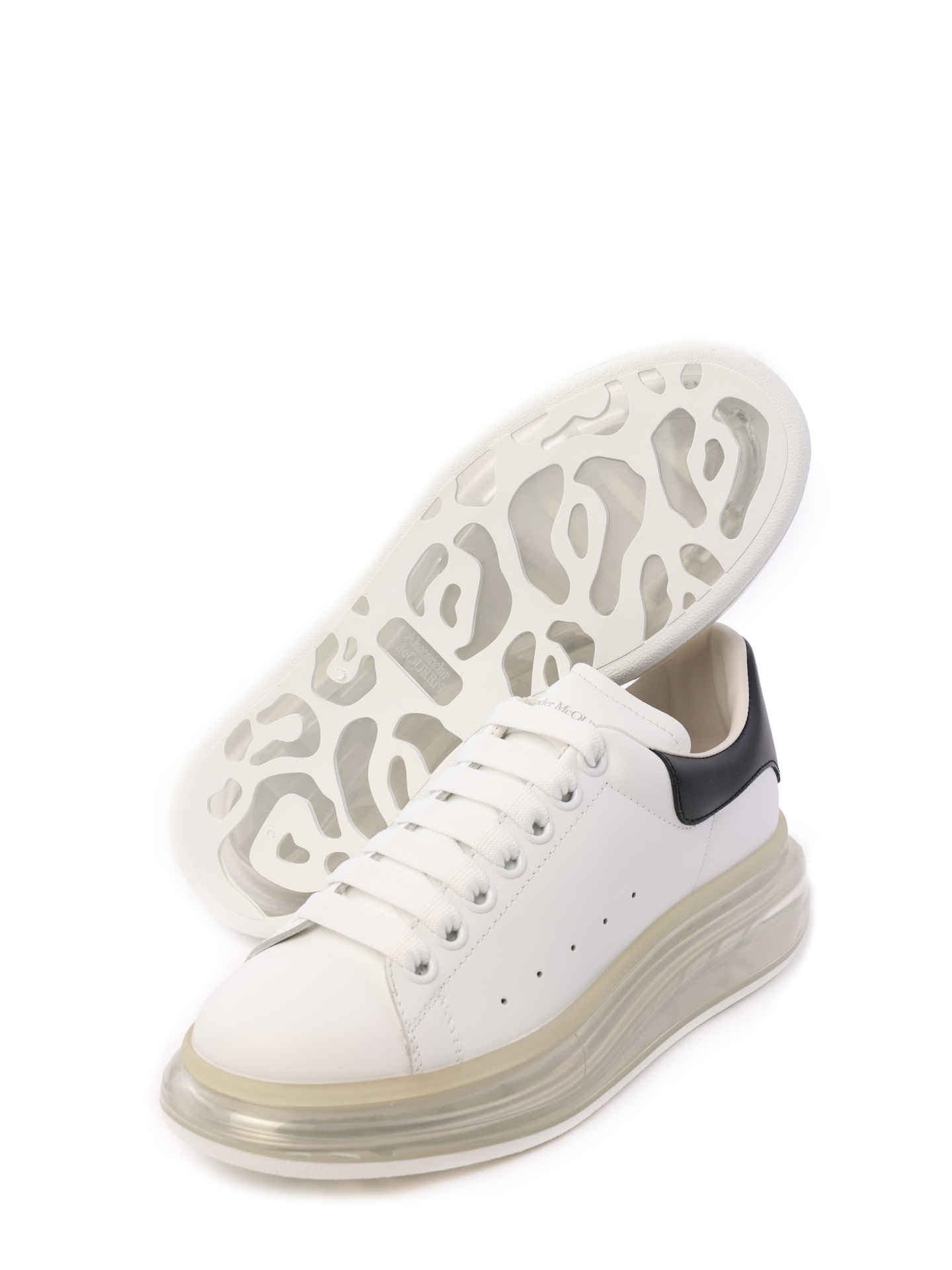 Кеды Alexander McQueen 611698WHX98 9061 белые женские с массивной прозрачной подошвой — купить в интернет-магазине Verdistore