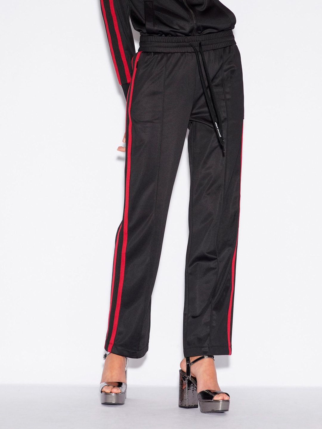 Брюки спортивные Armani Exchange 3GYP77 1200 черные женские с полосками — купить в интернет-магазине Verdistore