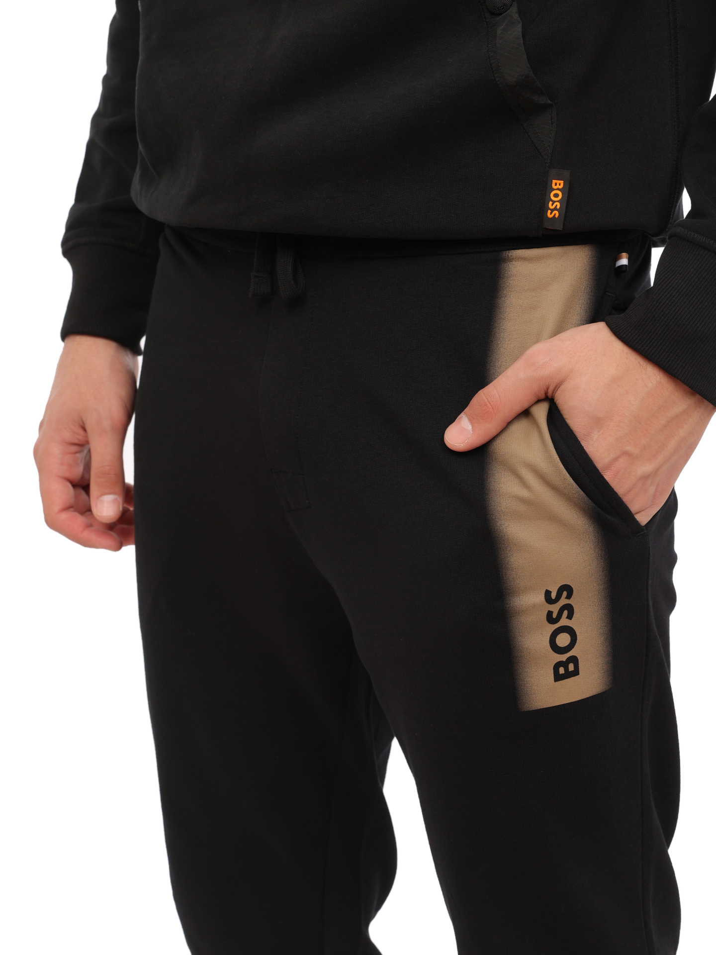Брюки спортивные Boss 50503078 001 черные мужские с логотипом — купить в интернет-магазине Verdistore