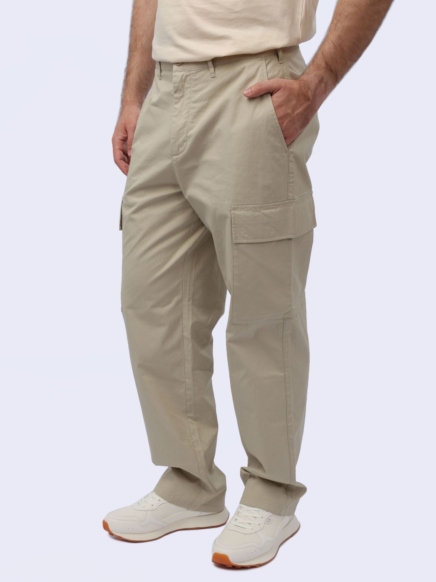Брюки Armani Exchange 3DZP03 ZN3SZ 1795 бежевые мужские из хлопка — купить в интернет-магазине Verdistore